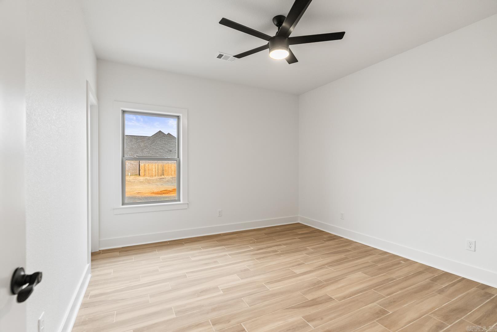 2333 Lakewood Circle