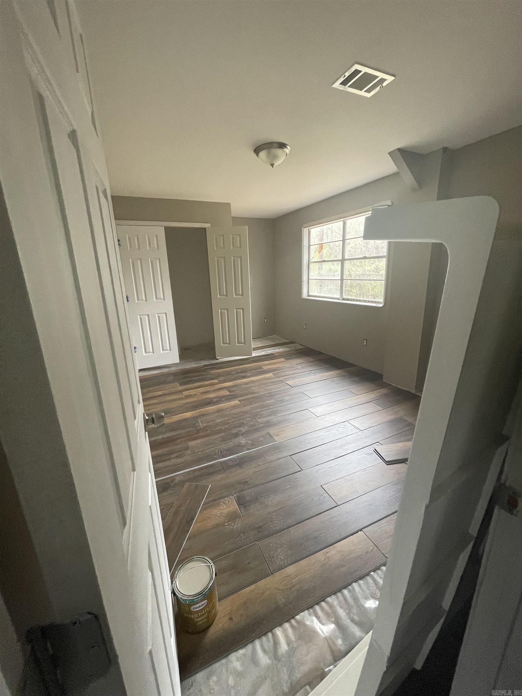 1600 Woodland Drive