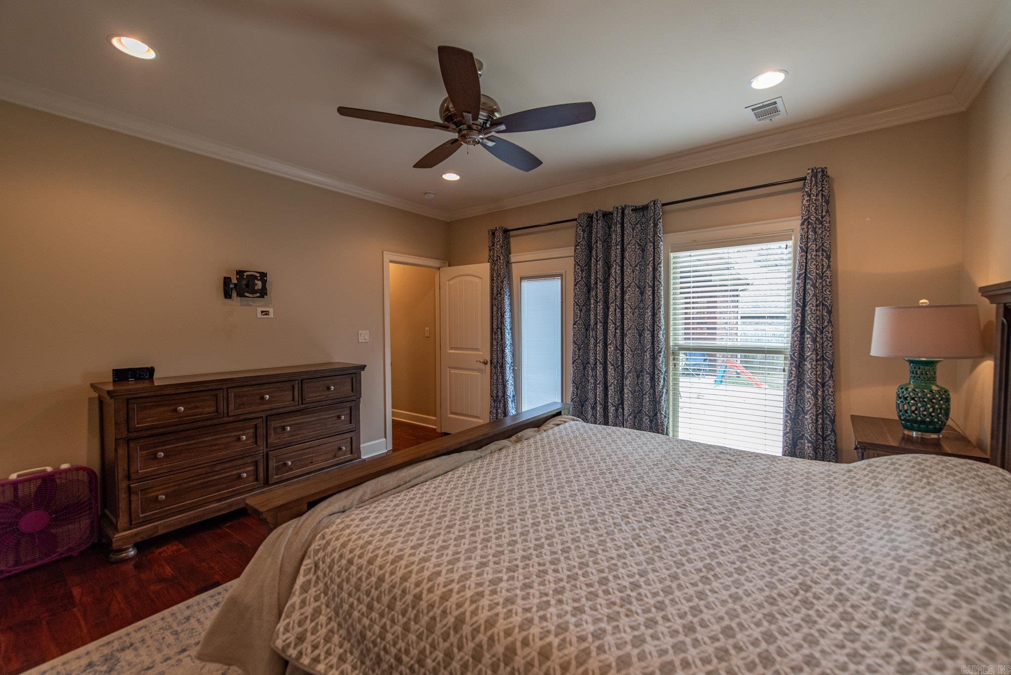 8317 Sapphire Cove