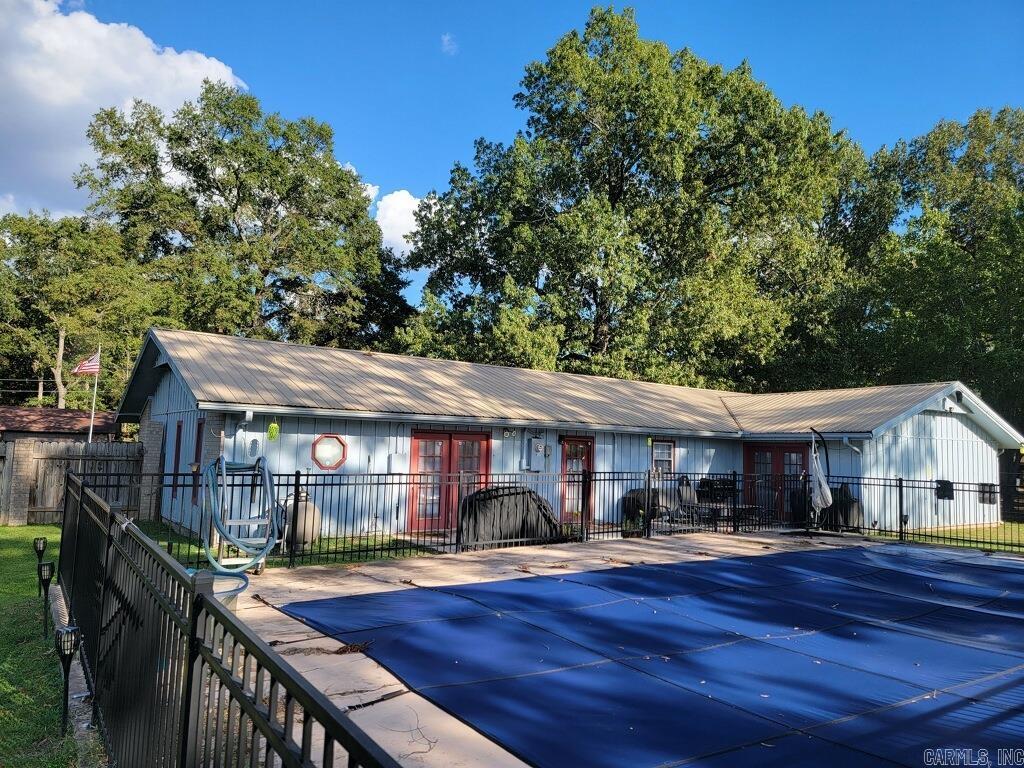 15 Tanglewood