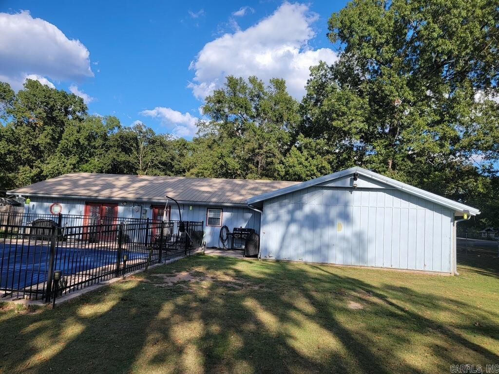 15 Tanglewood