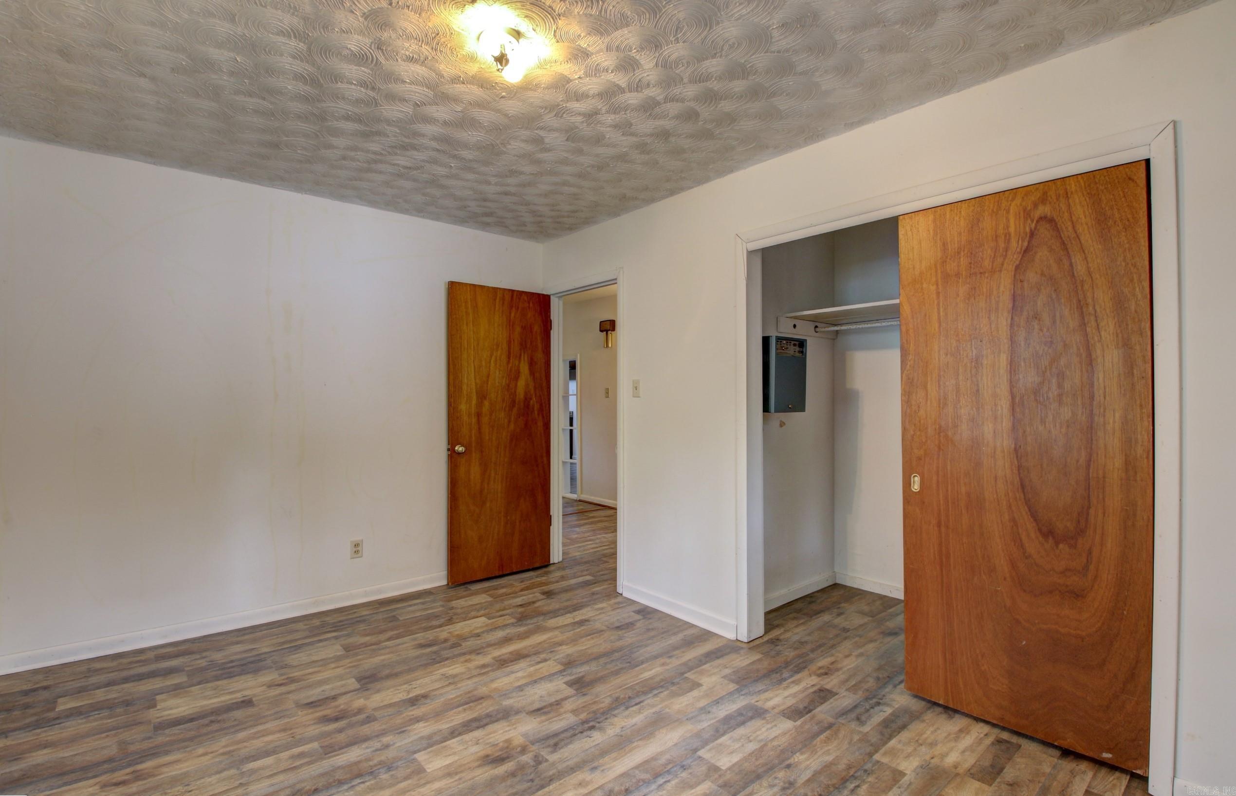 5219 Nelbrook Drive
