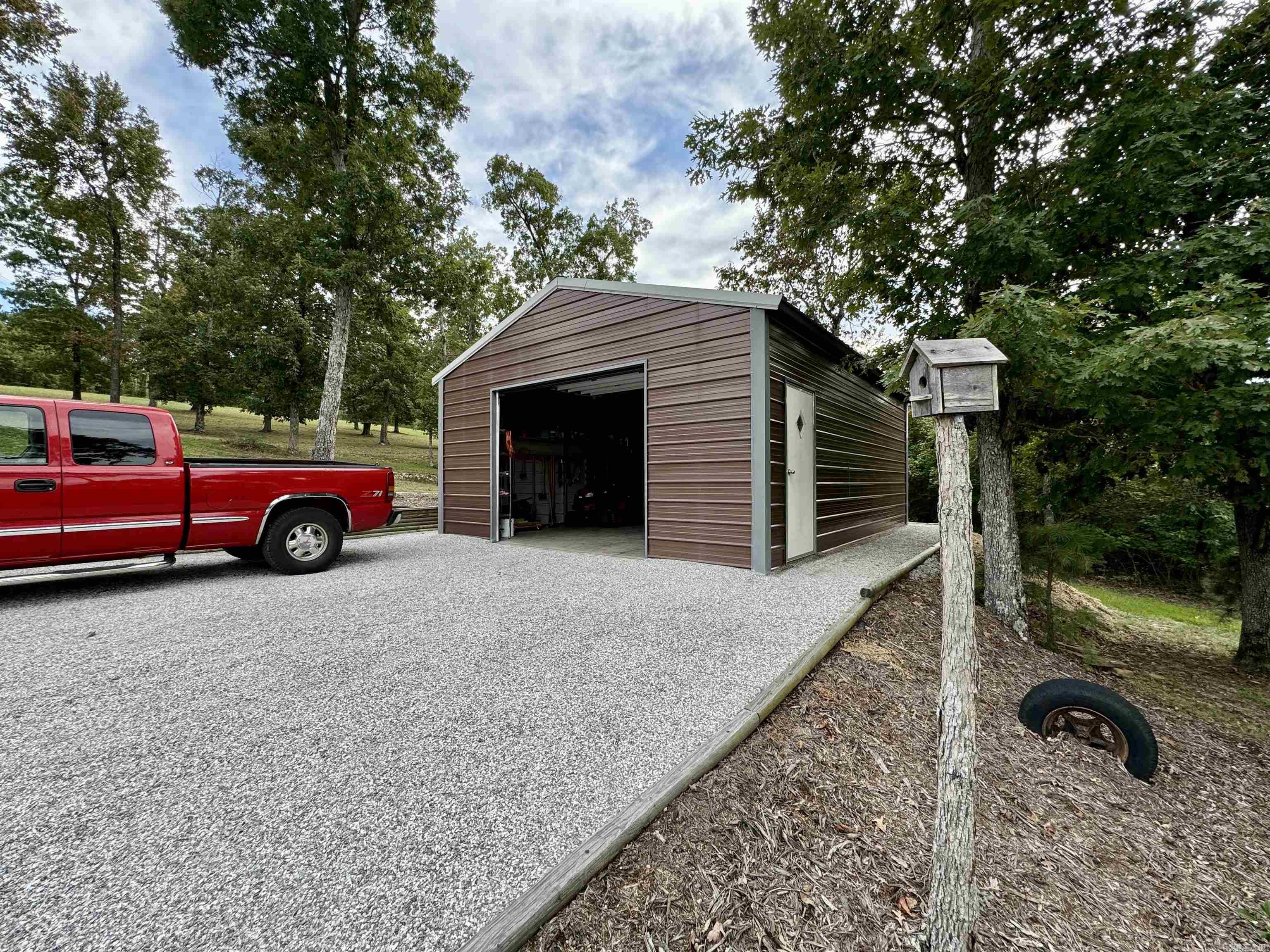 105 Cleng Persson Street