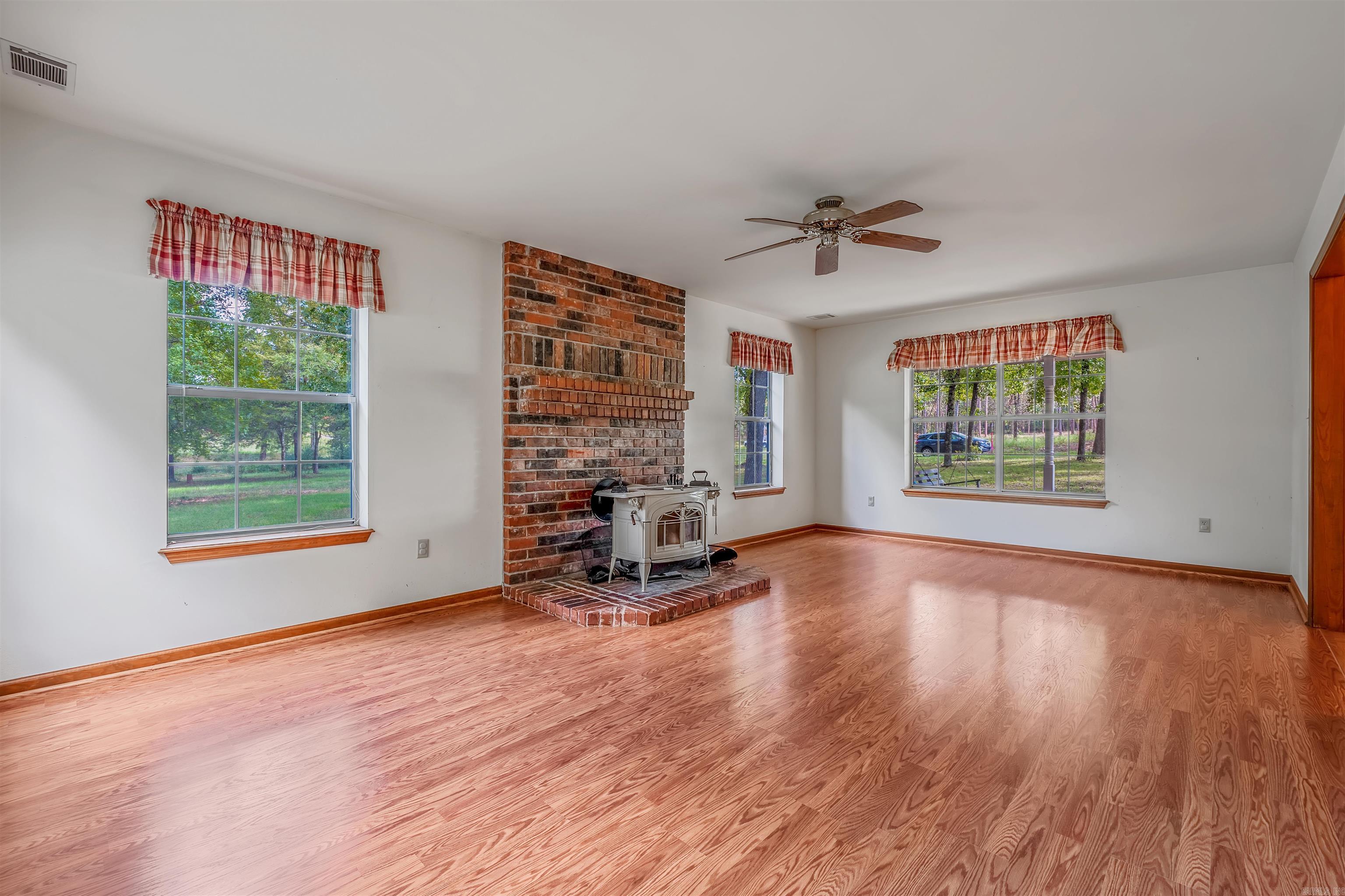 9 Mountain Grove