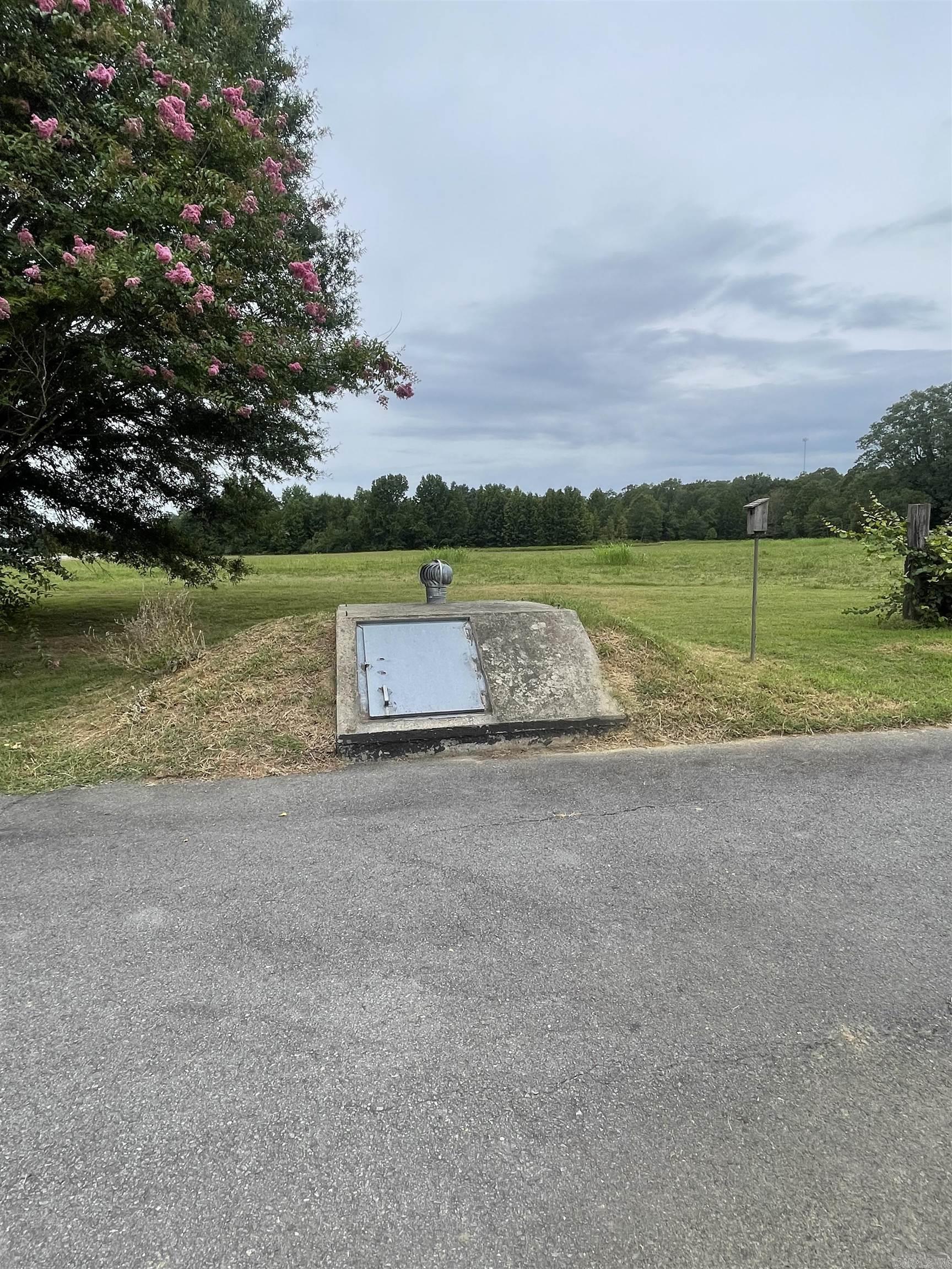 1318 W Highway 64