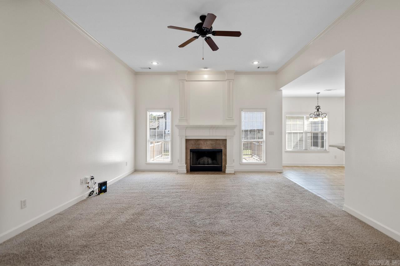 215 Canyon Way