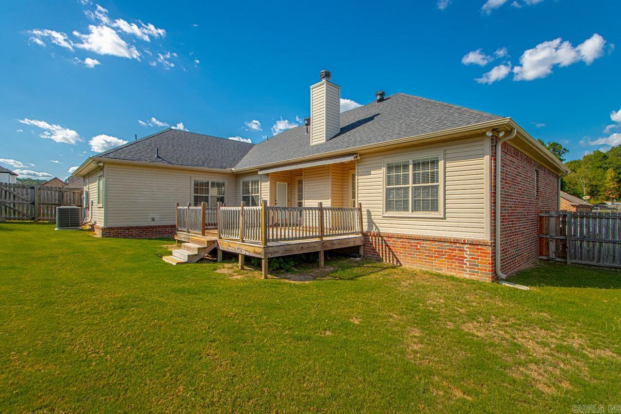 215 Canyon Way