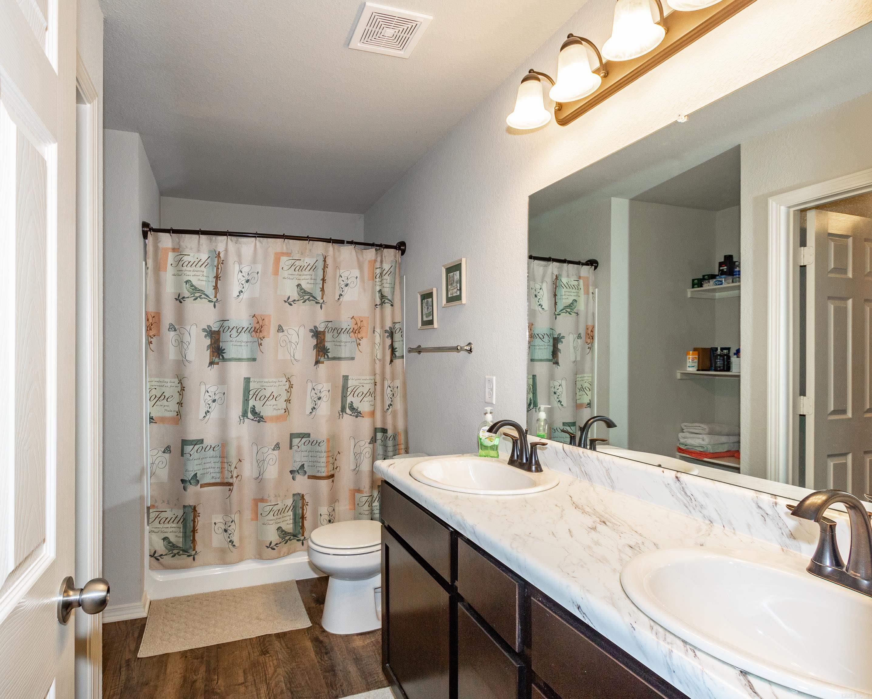 6048 Woodcreek Cove