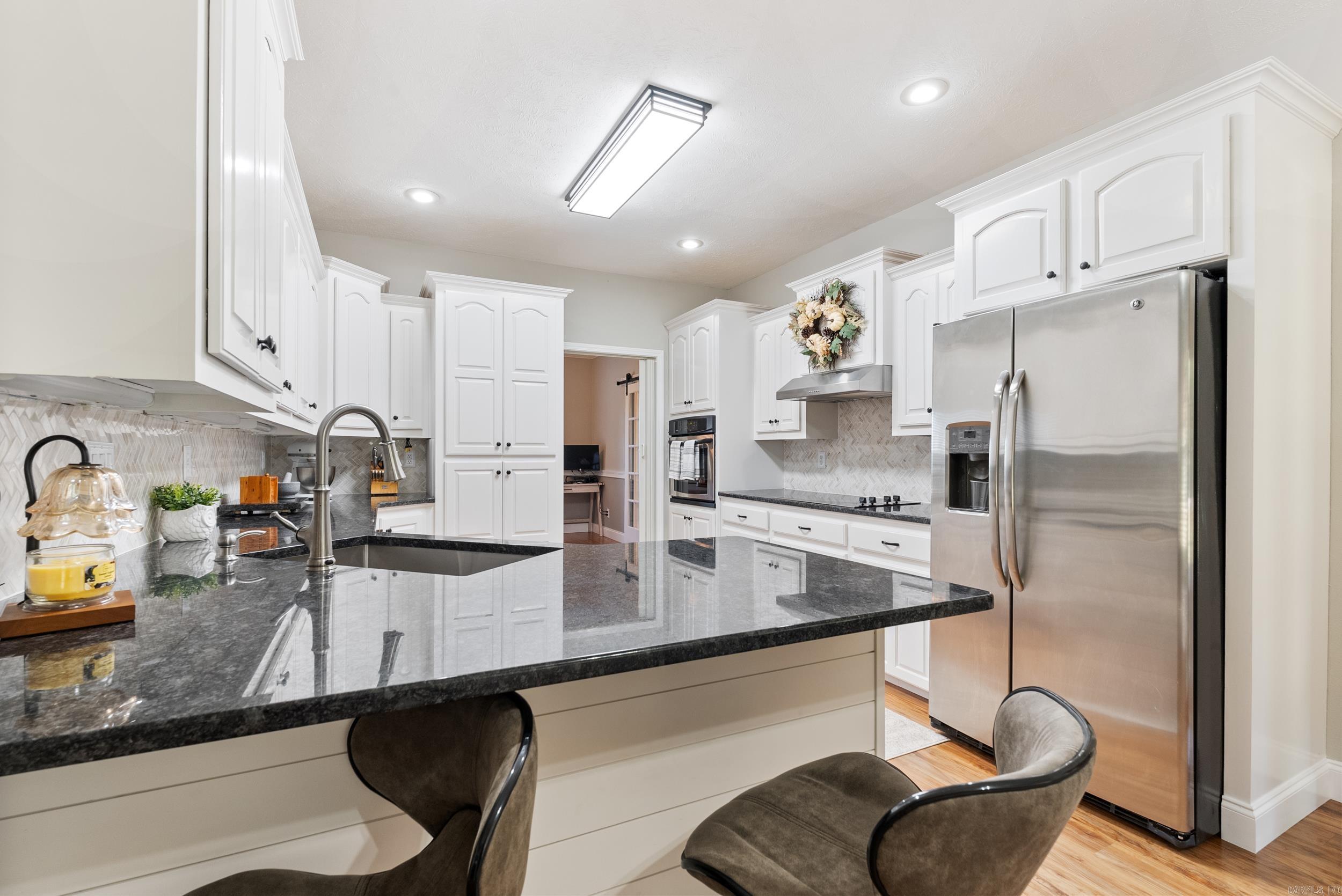 2299 Lookout Mountain Road