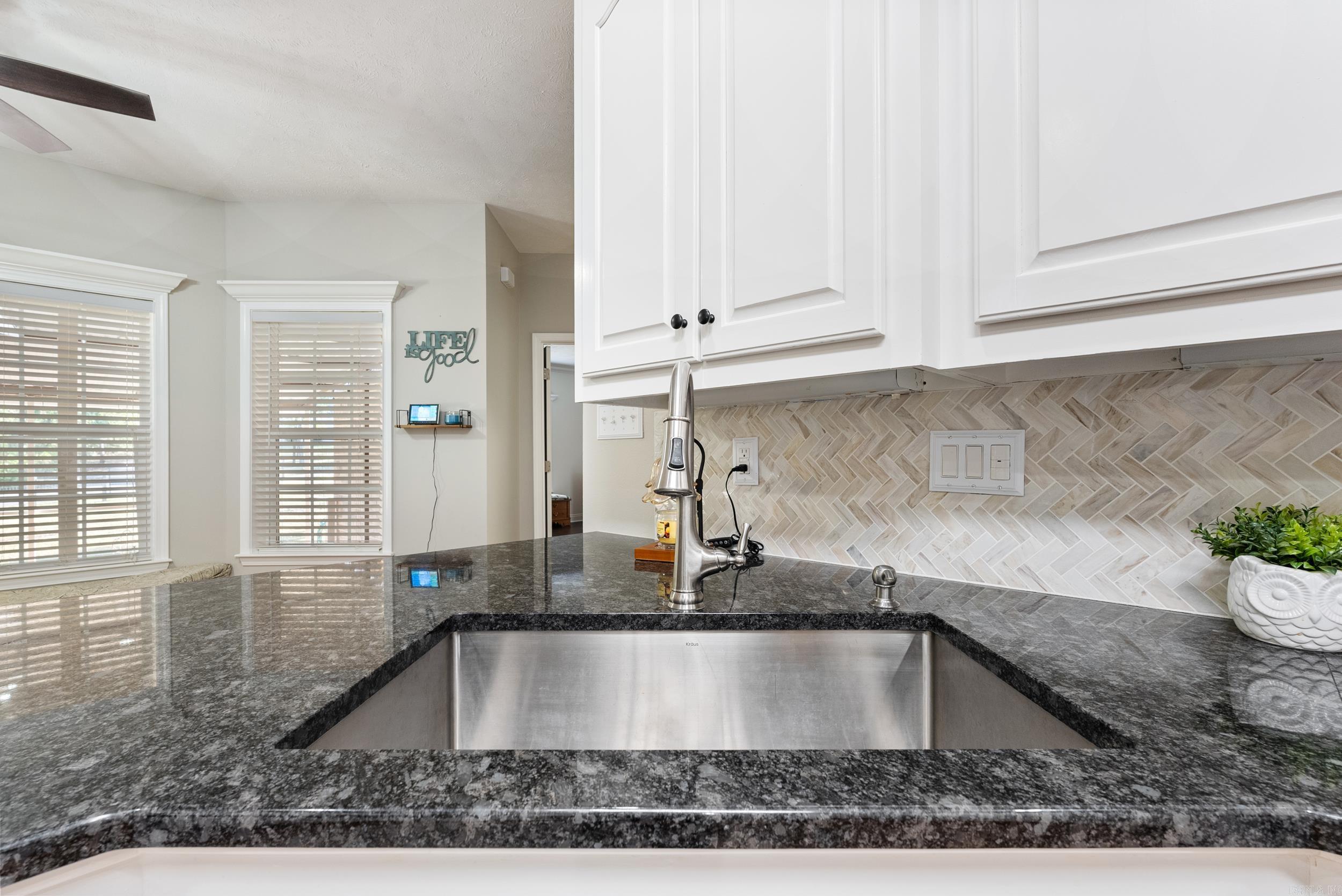 2299 Lookout Mountain Road