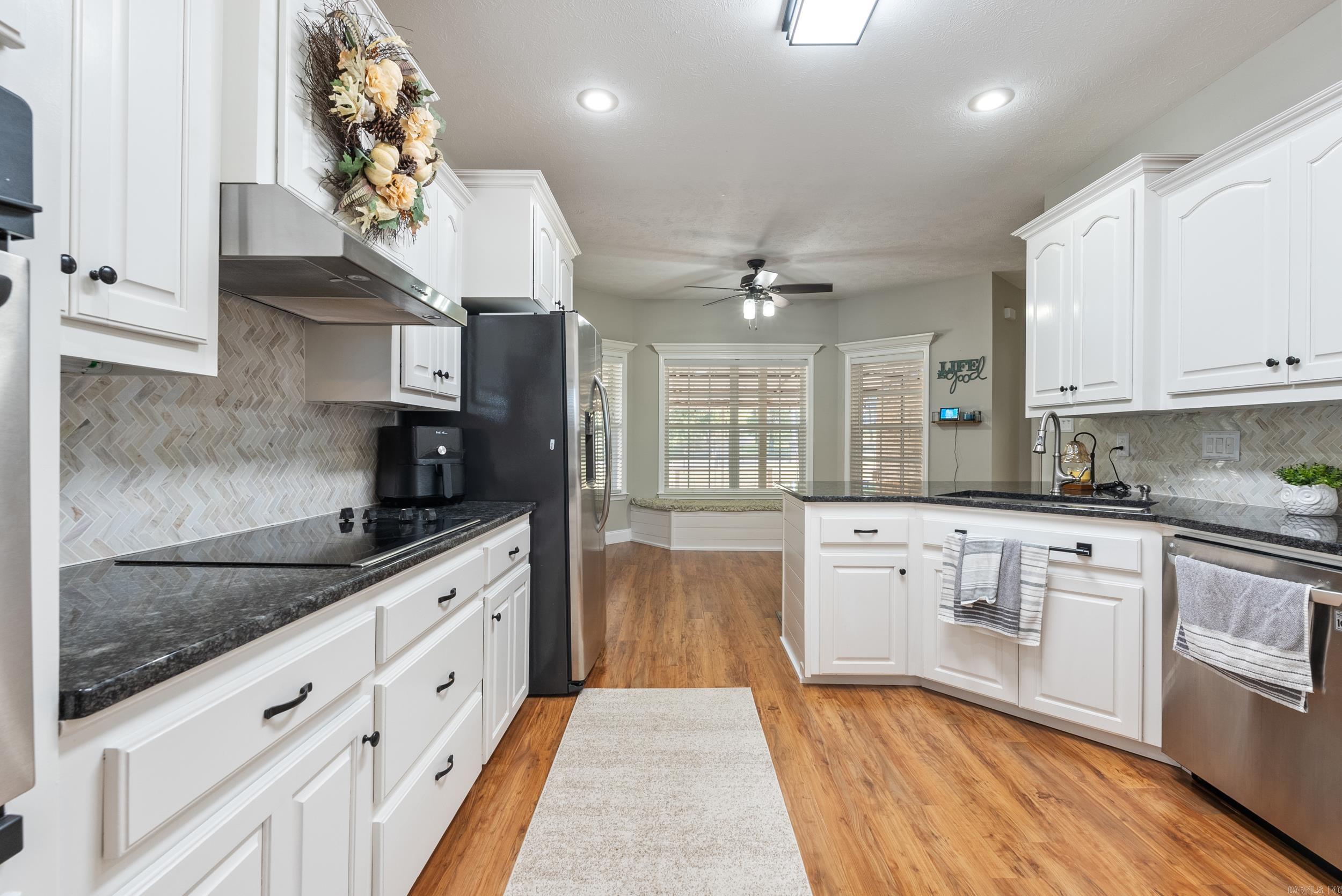 2299 Lookout Mountain Road