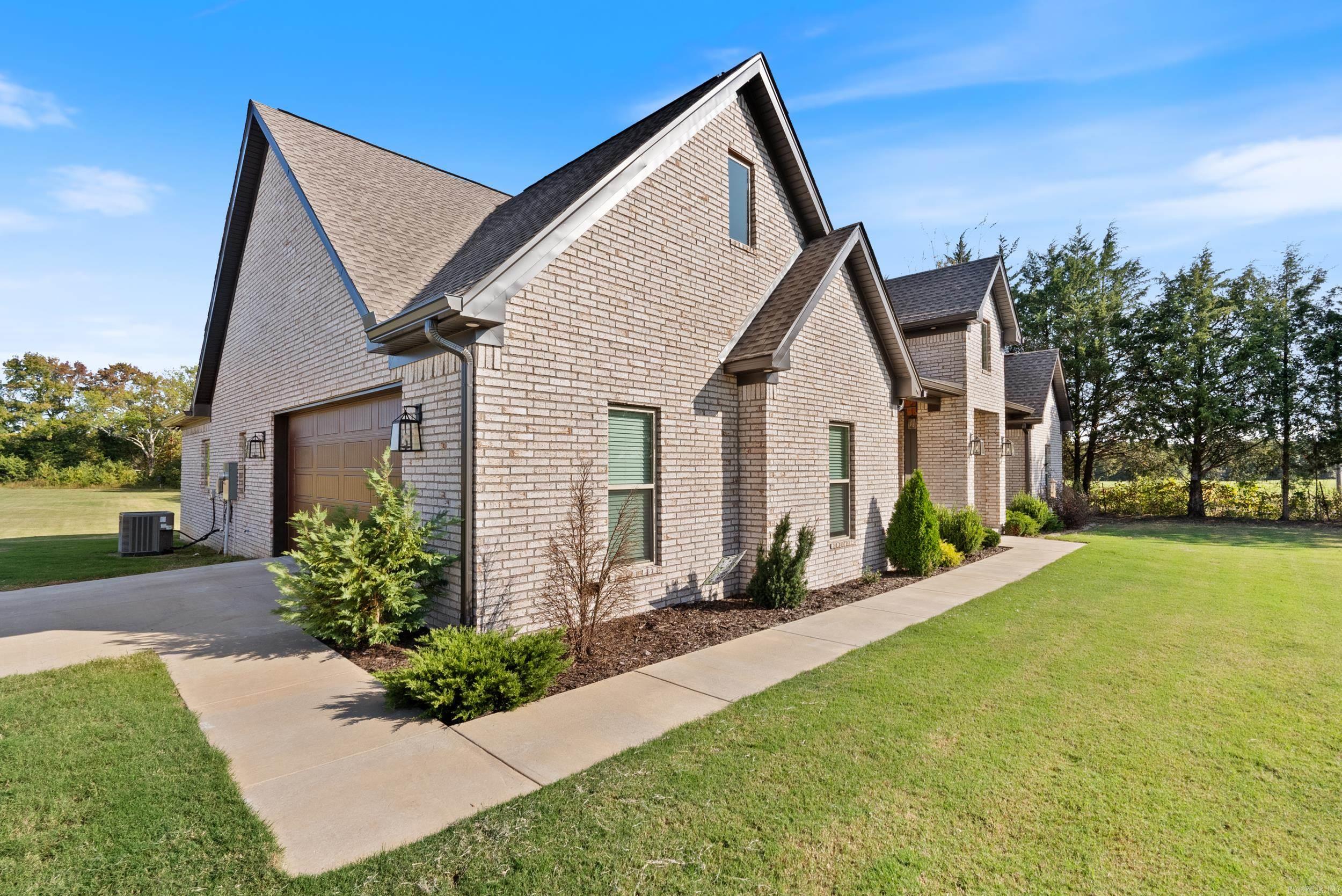 2 Bullet Davis Drive