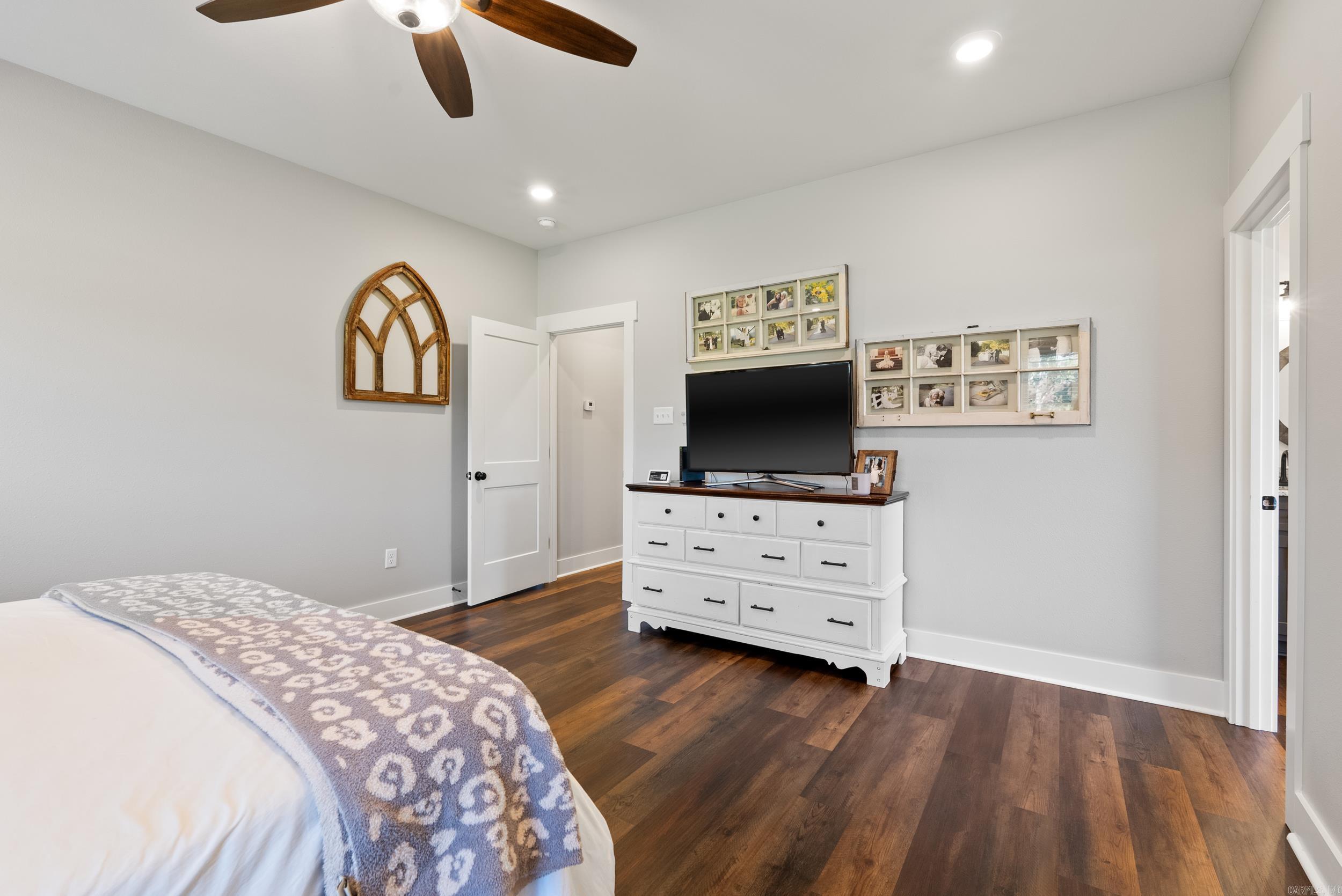 2 Bullet Davis Drive