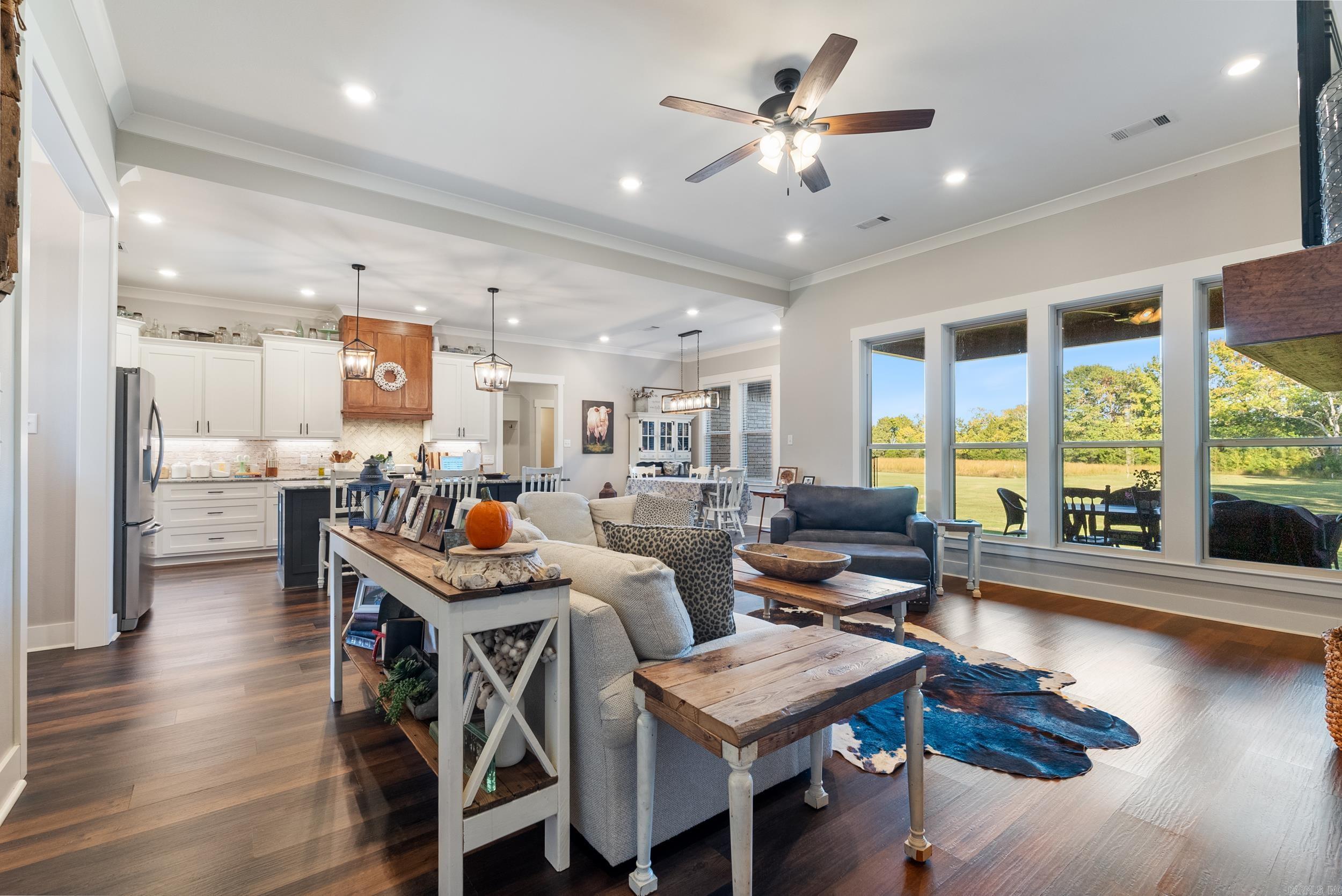 2 Bullet Davis Drive