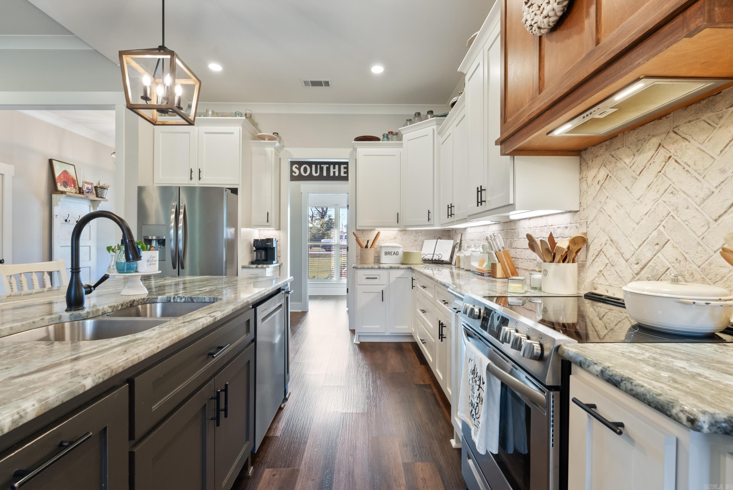 2 Bullet Davis Drive