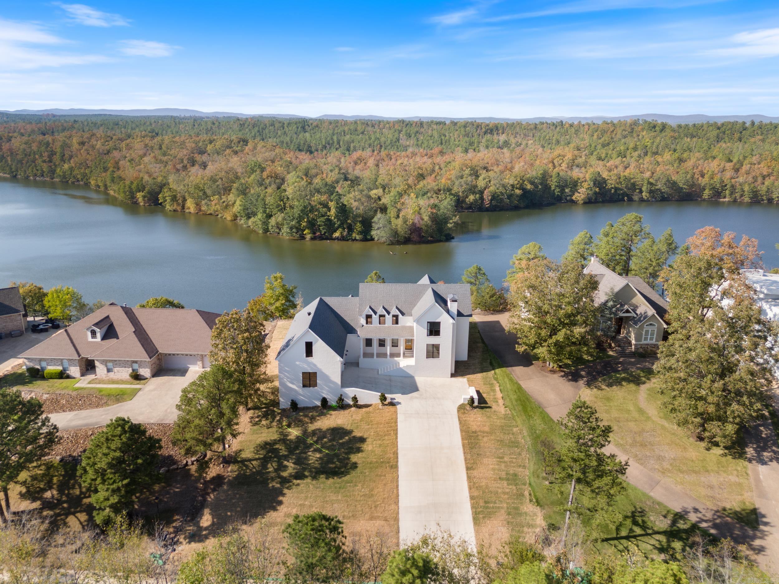 112 Lake Forest Shores Drive