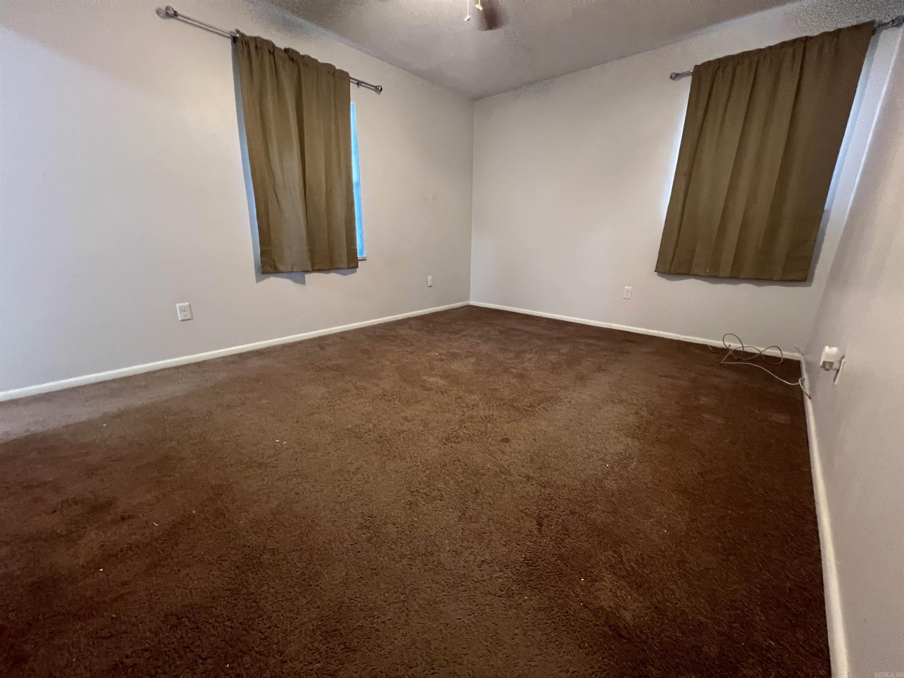 903 S Washington Street