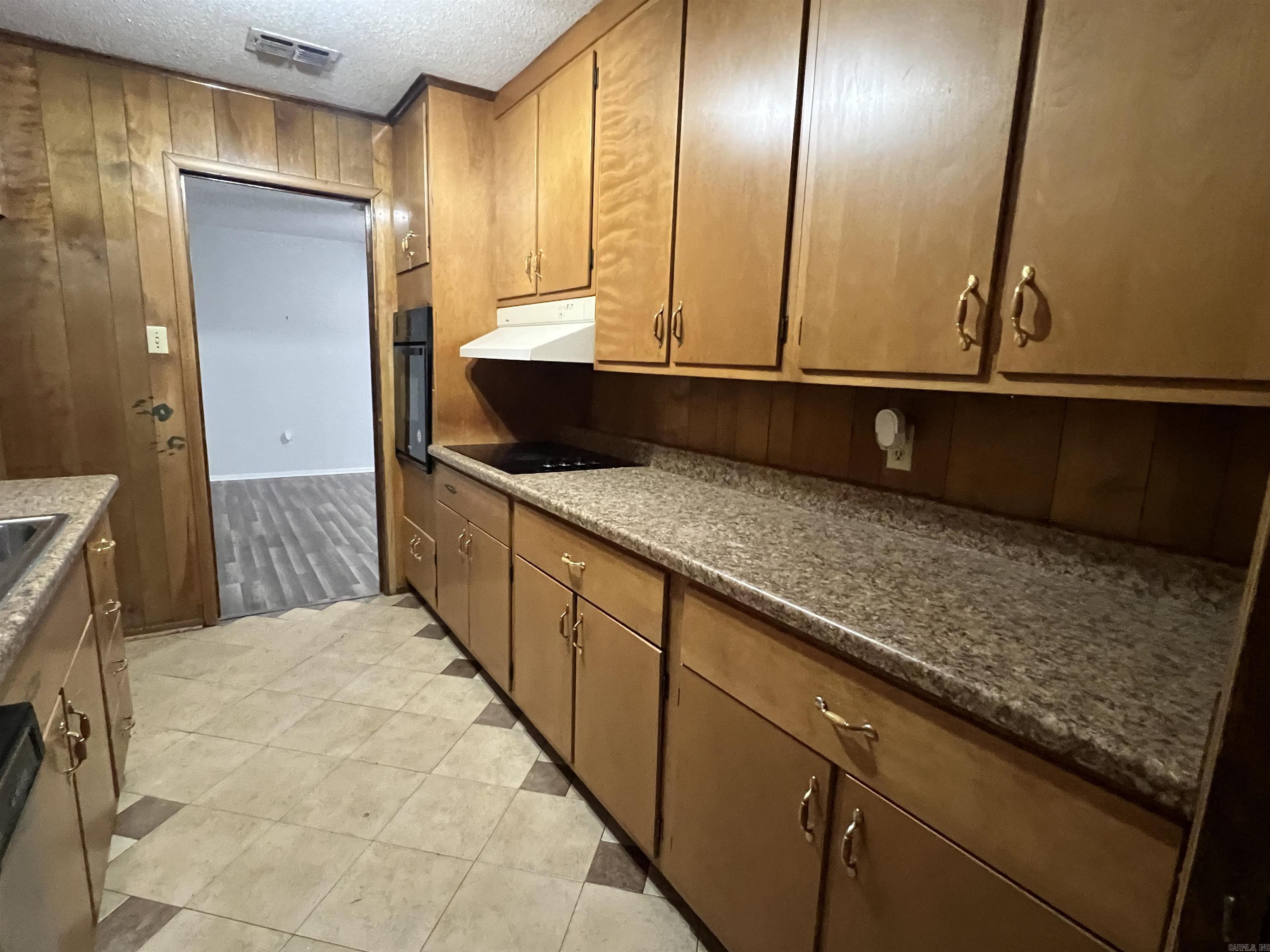 903 S Washington Street