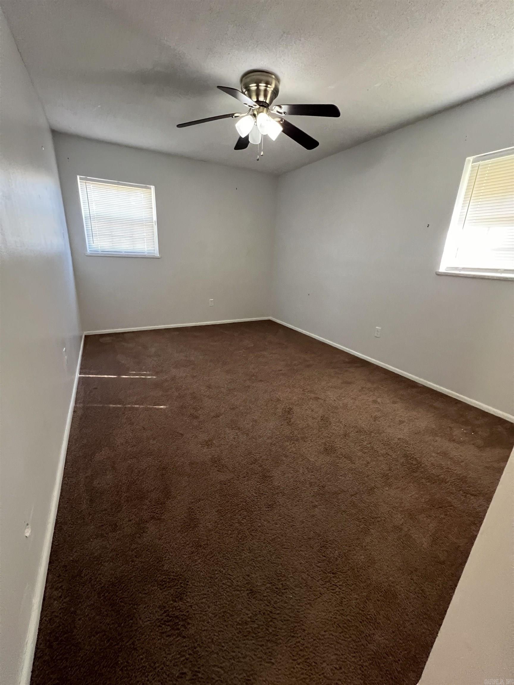 903 S Washington Street