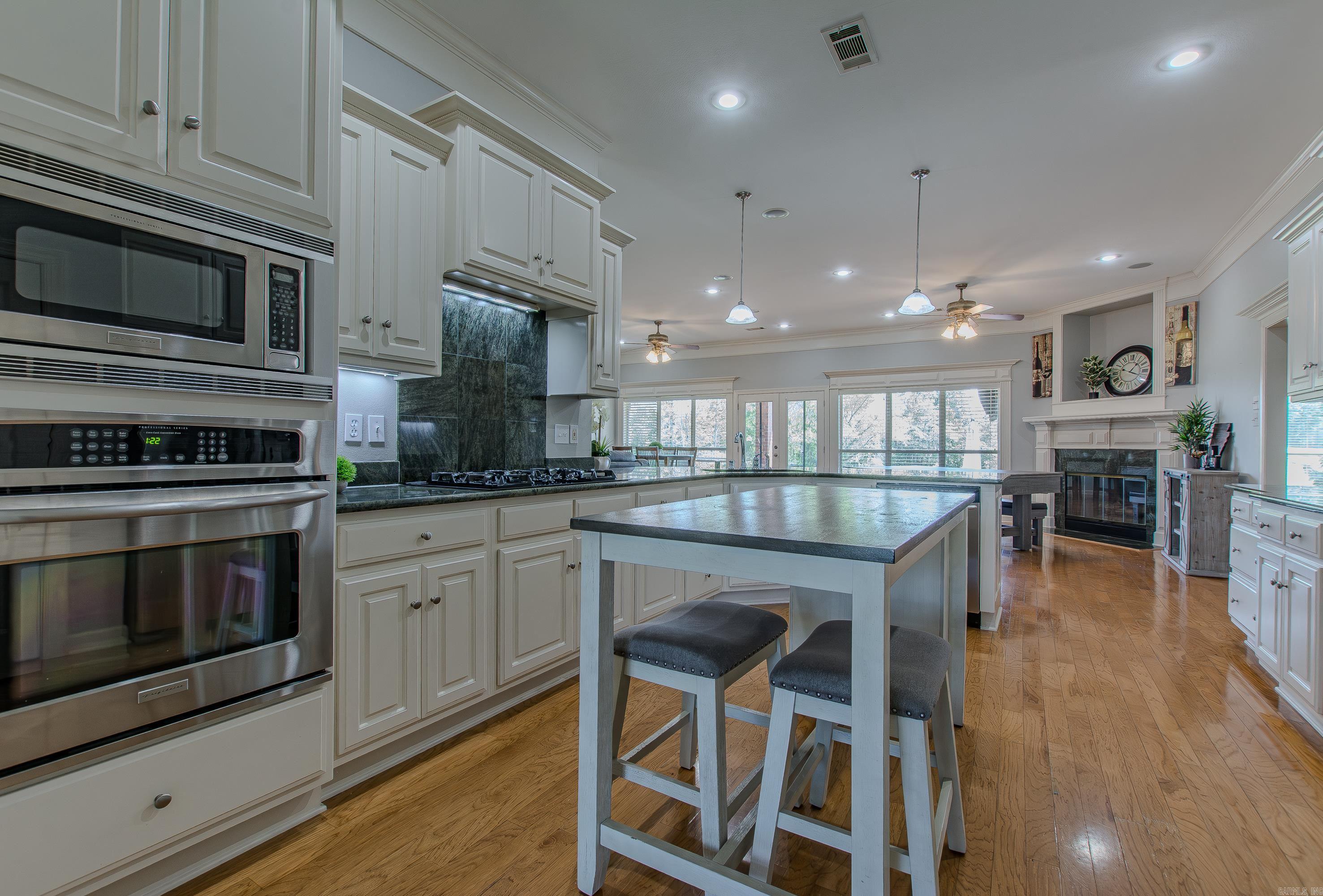 148 Marseille Drive