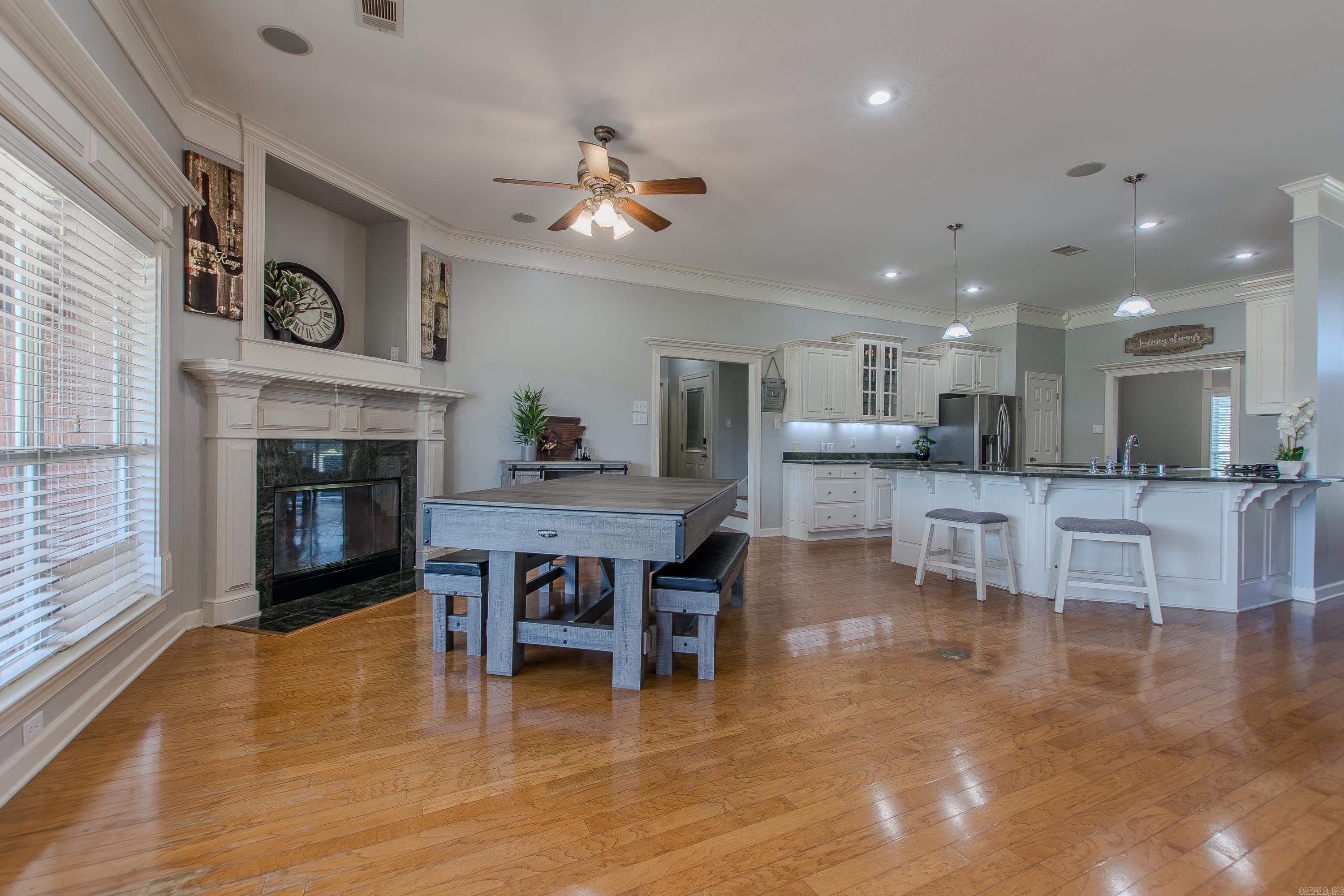 148 Marseille Drive