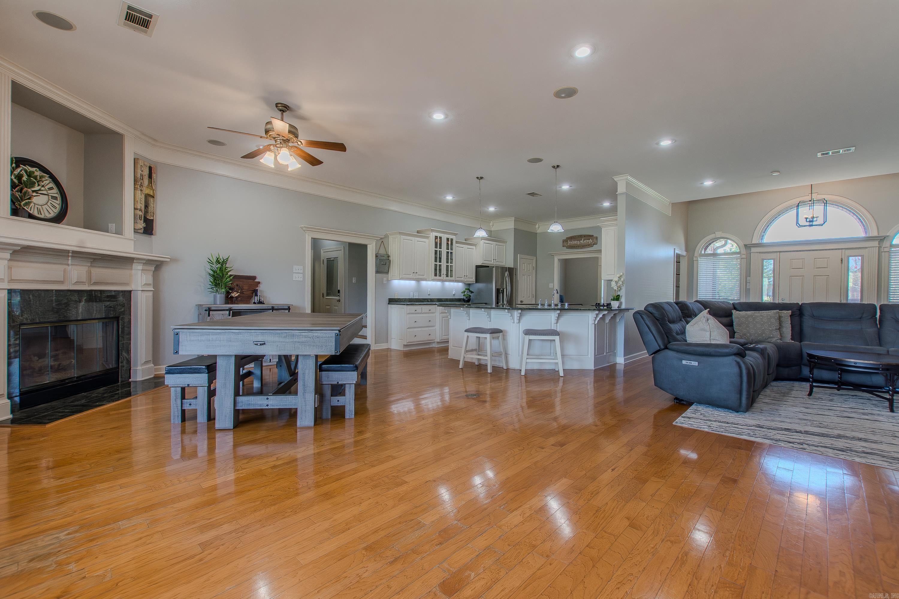 148 Marseille Drive