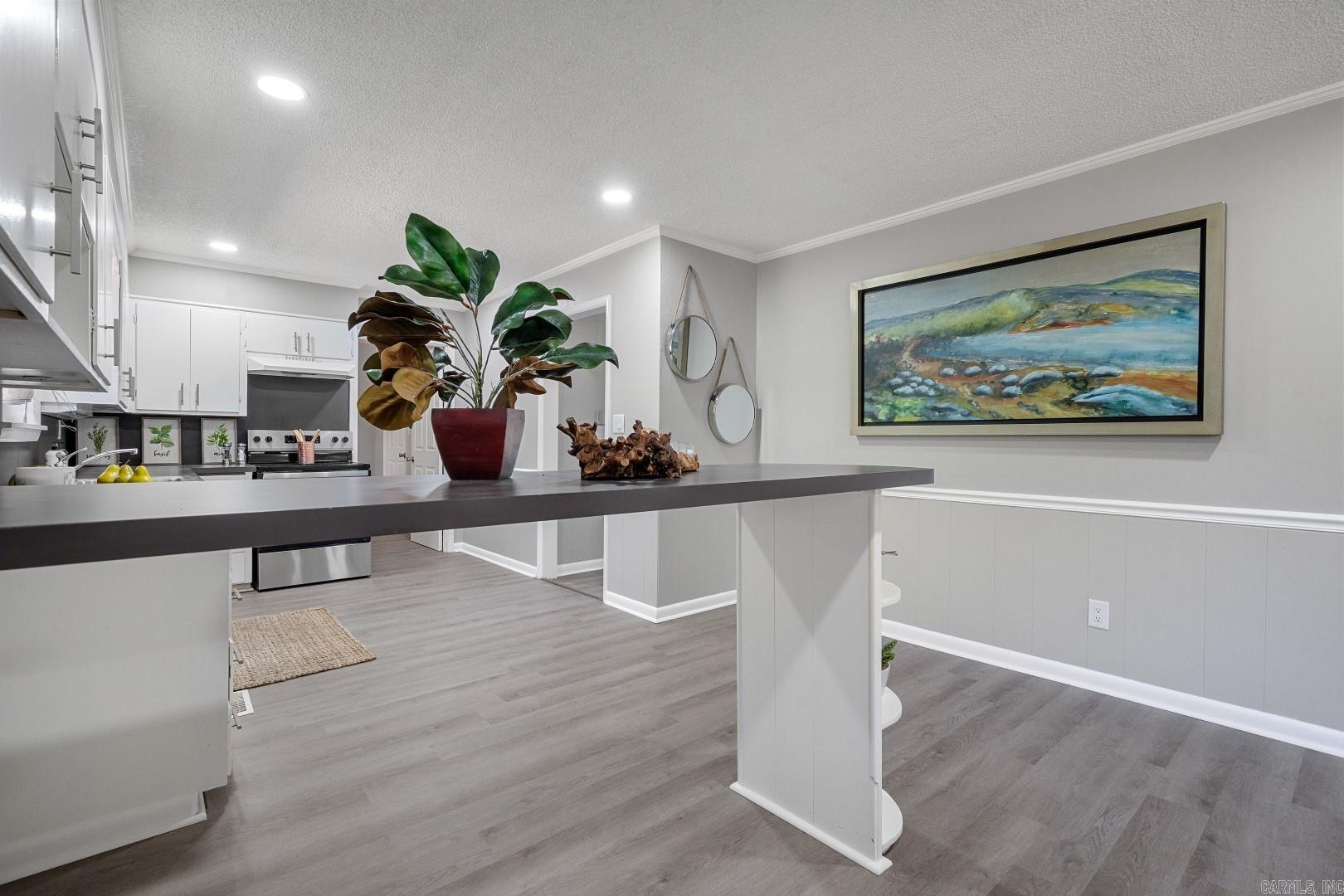 235 Echo Point