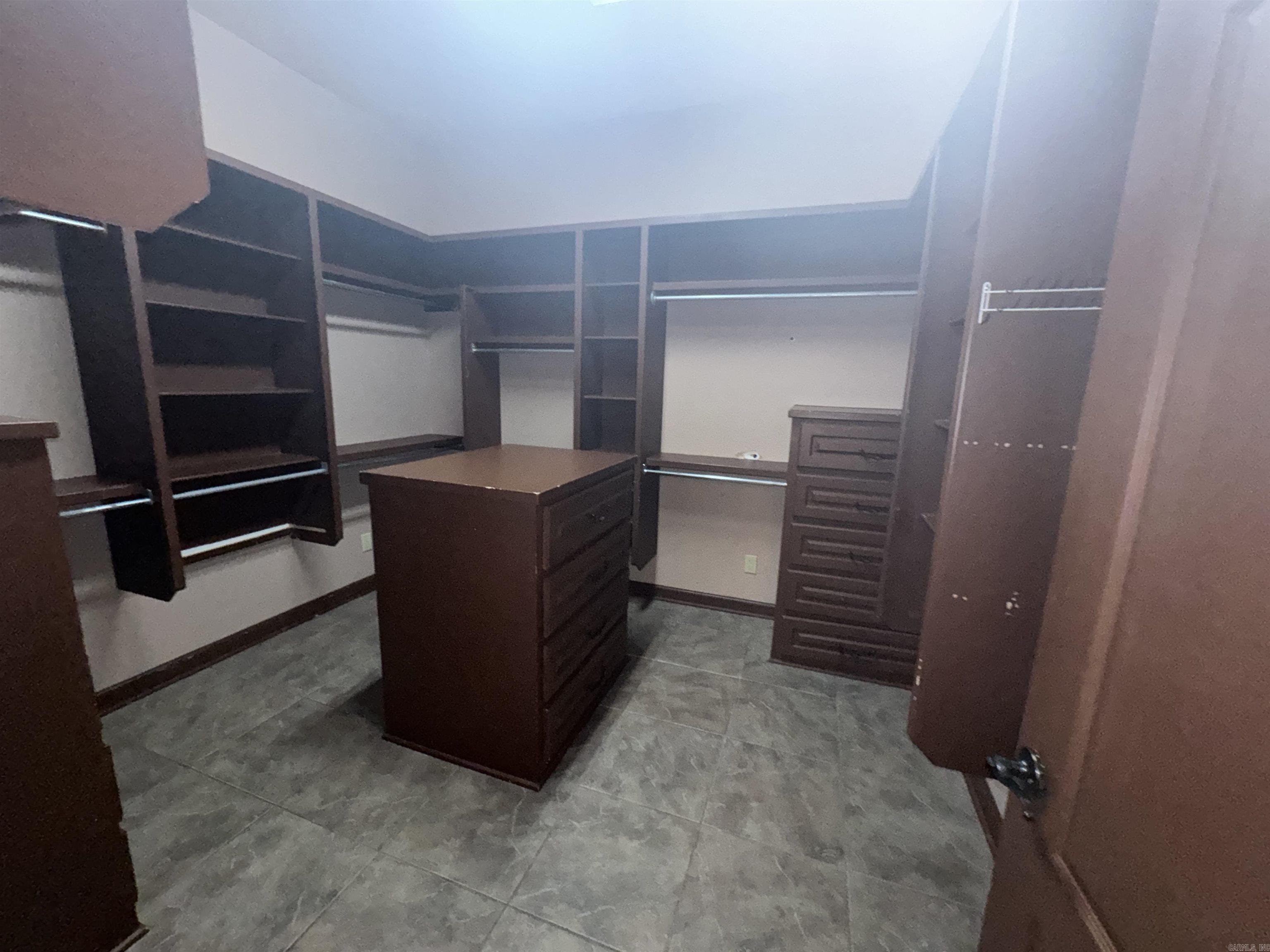 11617 Alexander Road