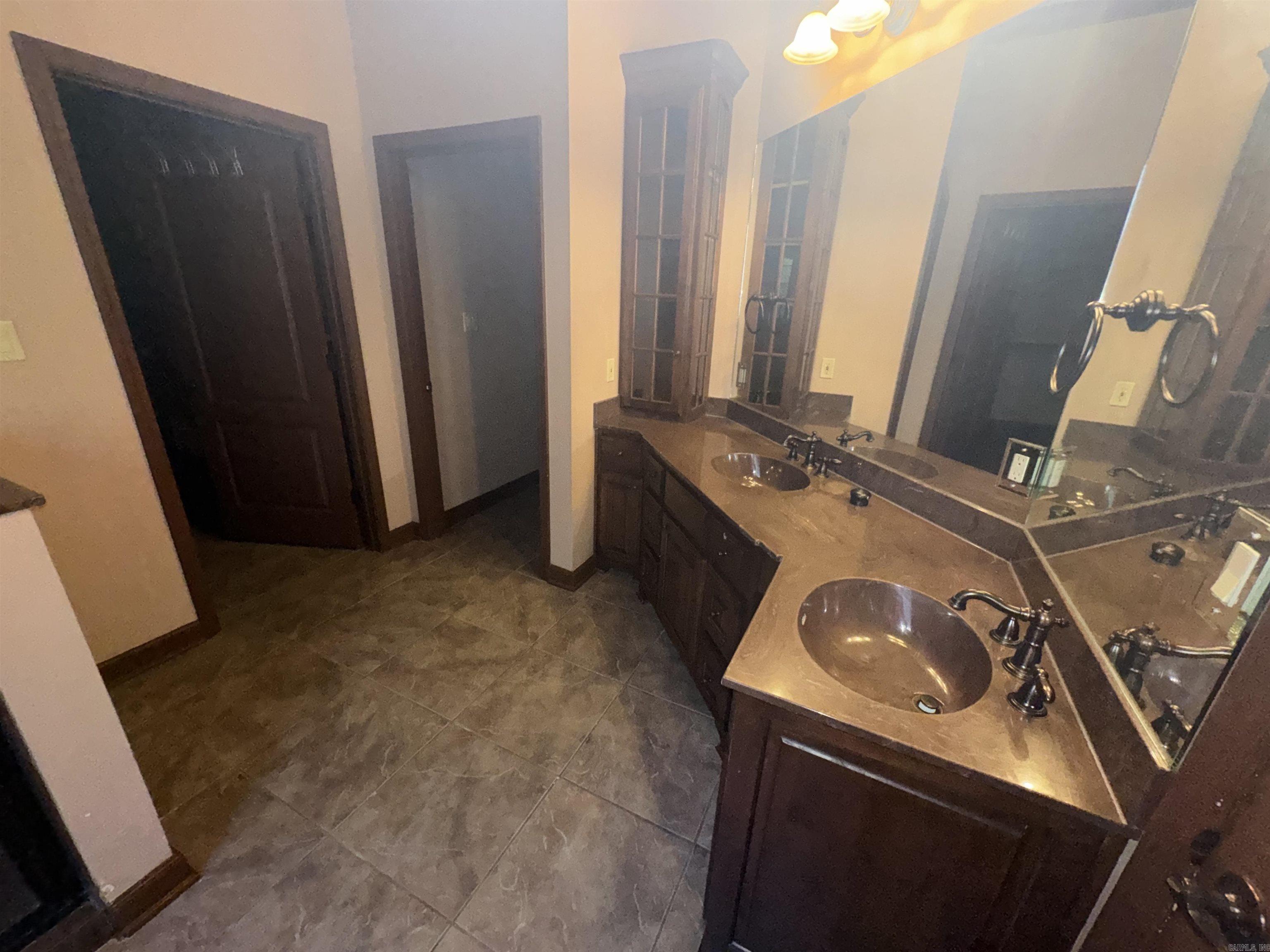 11617 Alexander Road