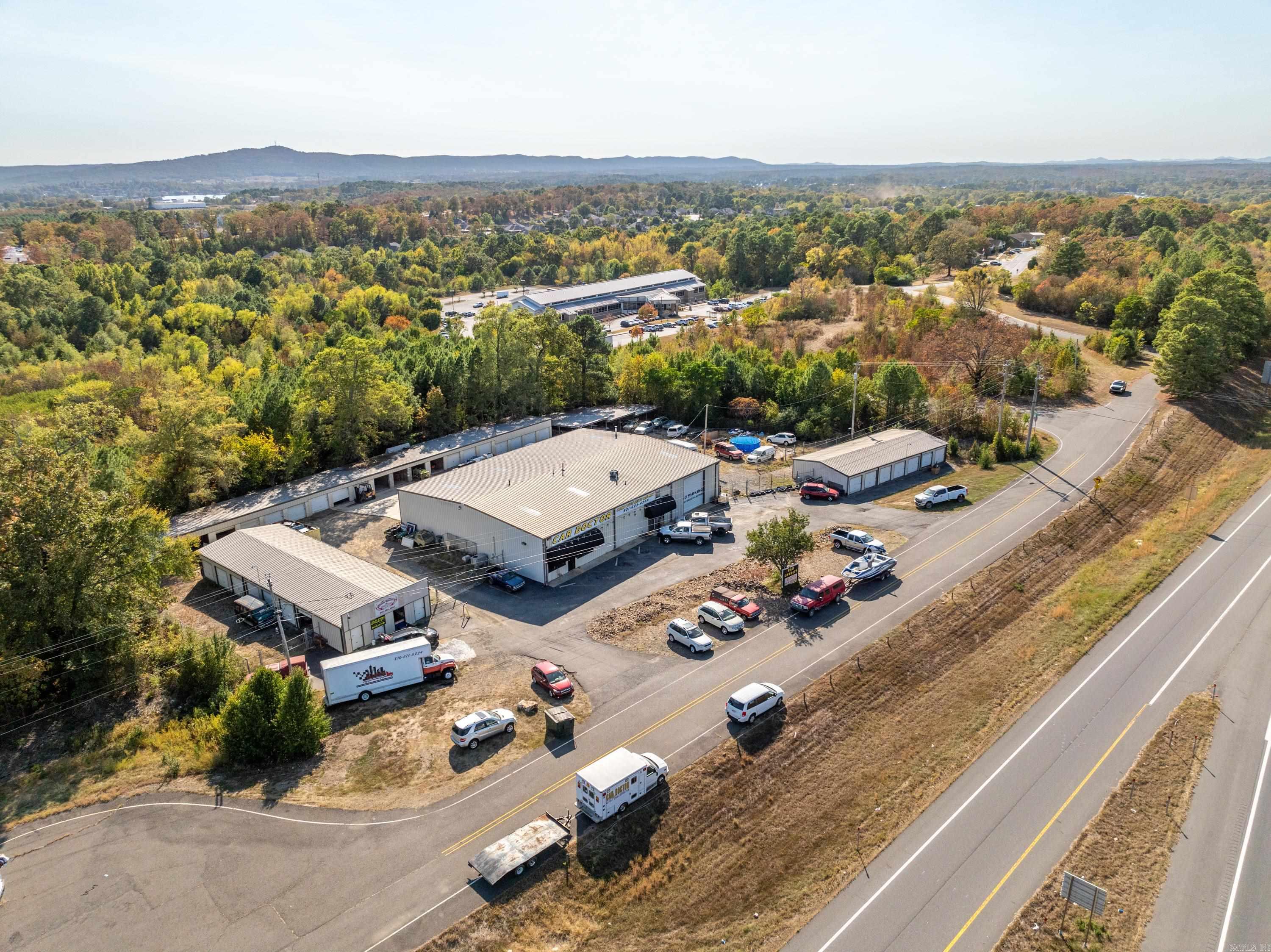 525 SECTION LINE Trail