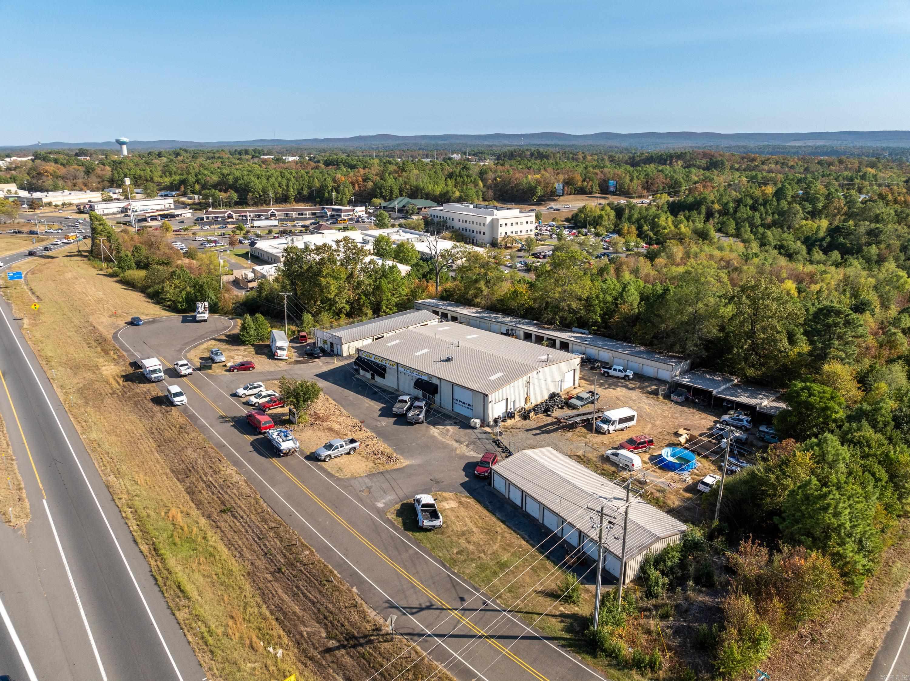 525 SECTION LINE Trail