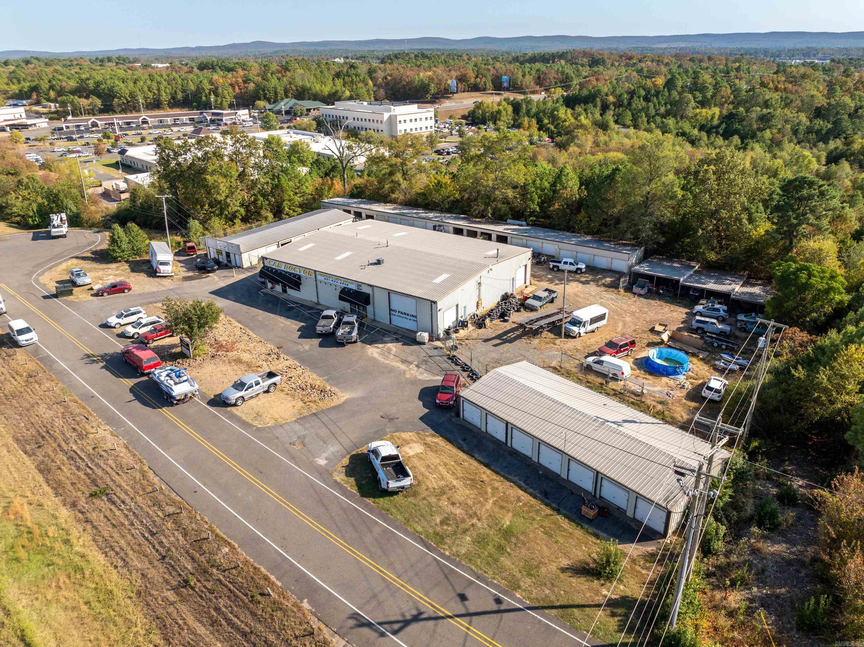 525 SECTION LINE Trail