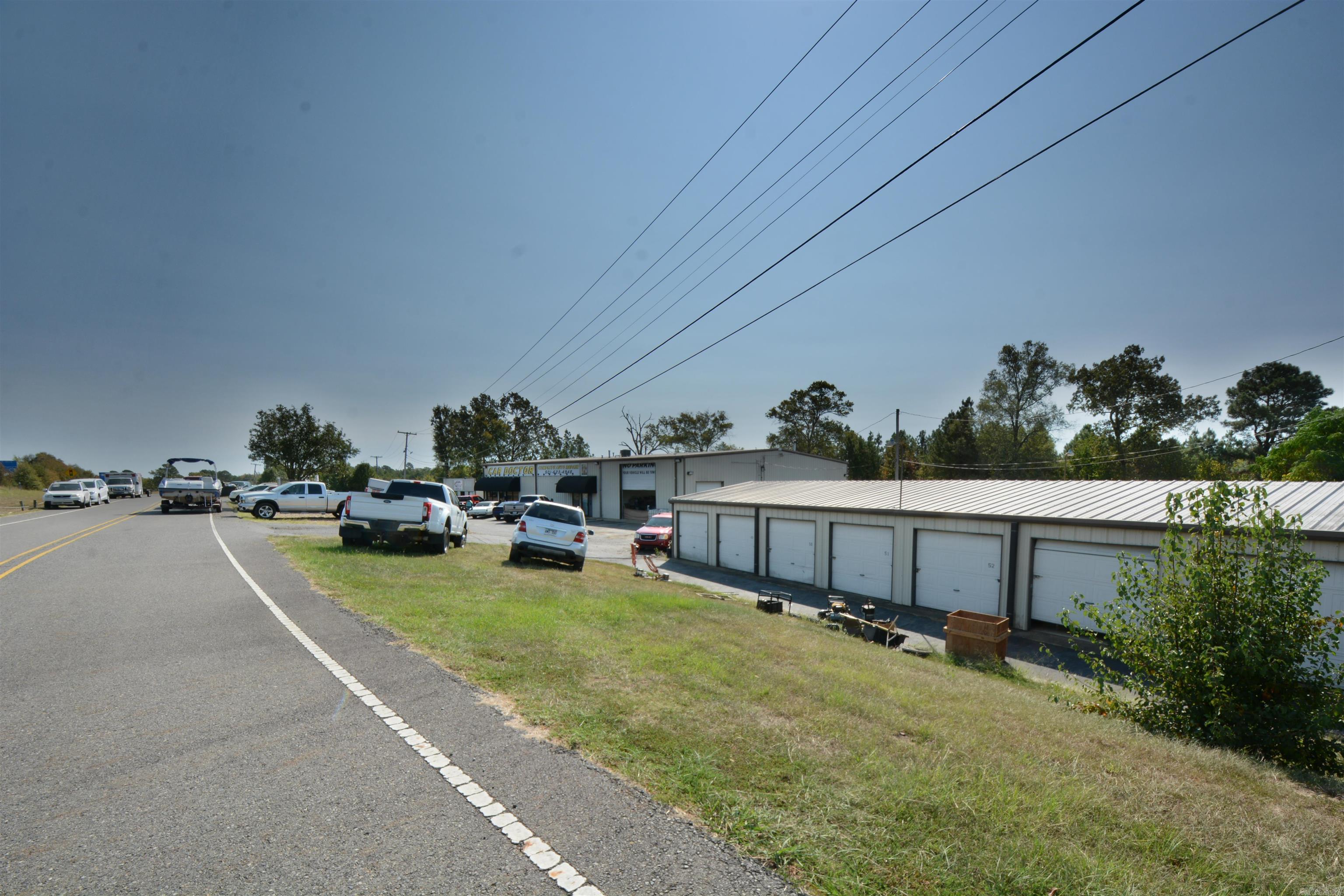 525 SECTION LINE Trail