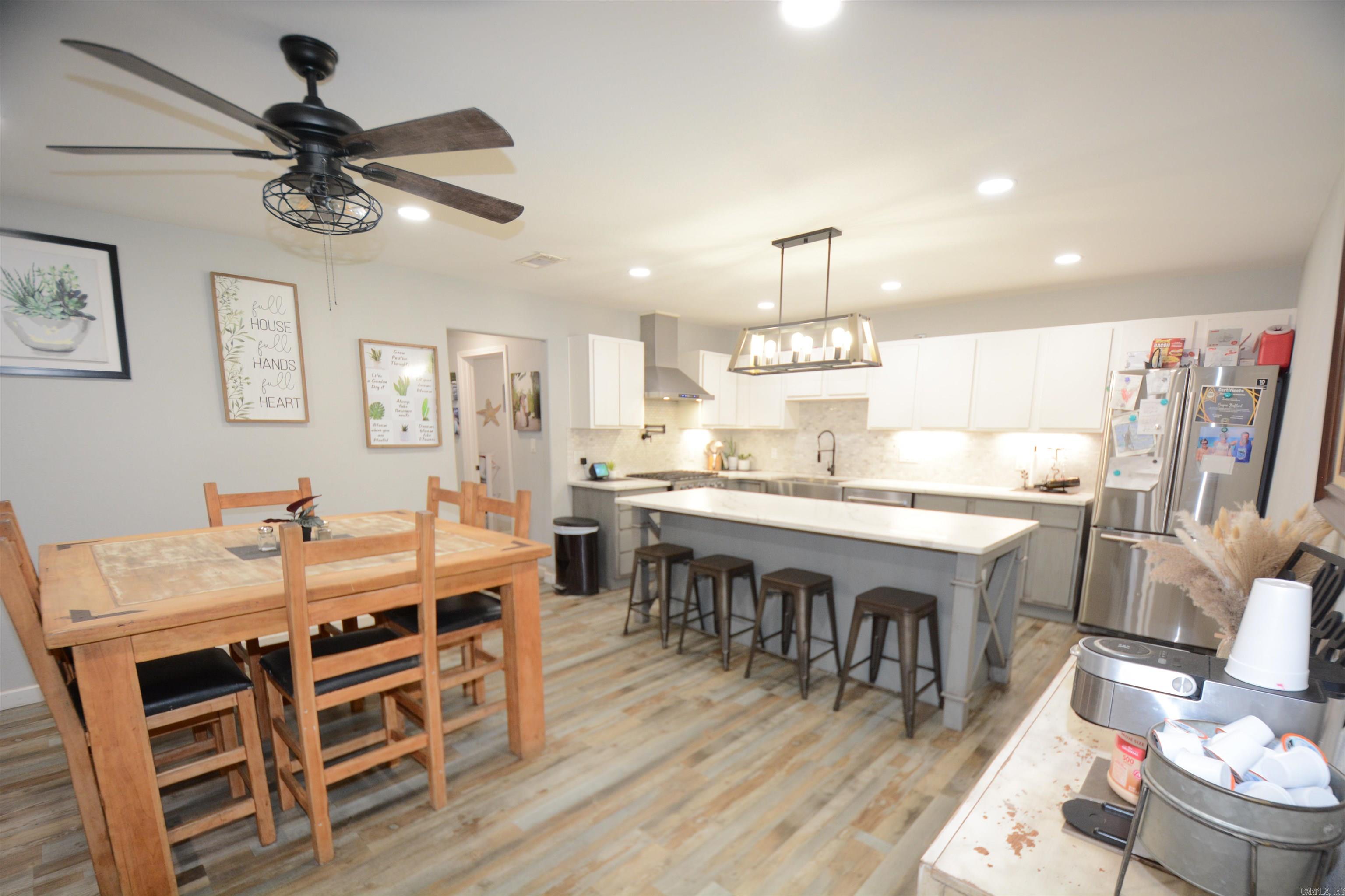 525 SECTION LINE Trail