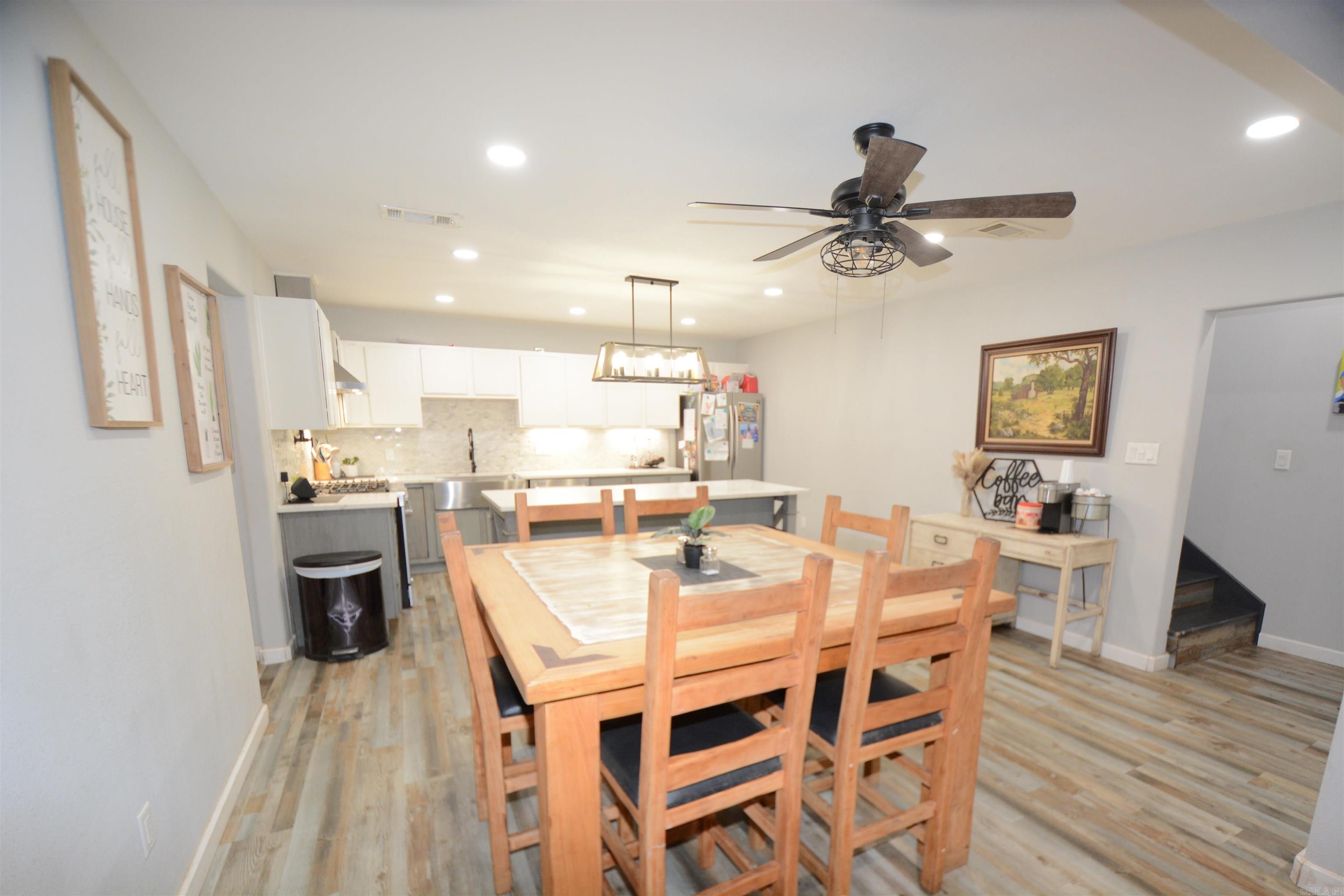 525 SECTION LINE Trail