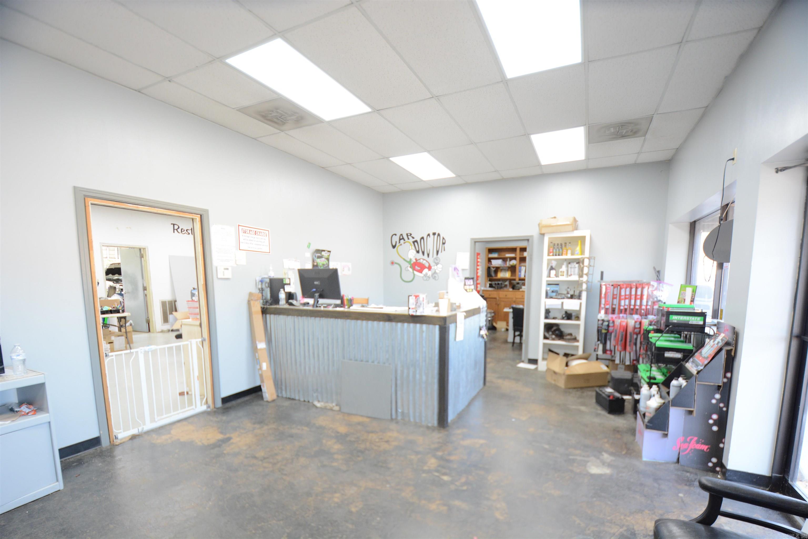 525 SECTION LINE Trail