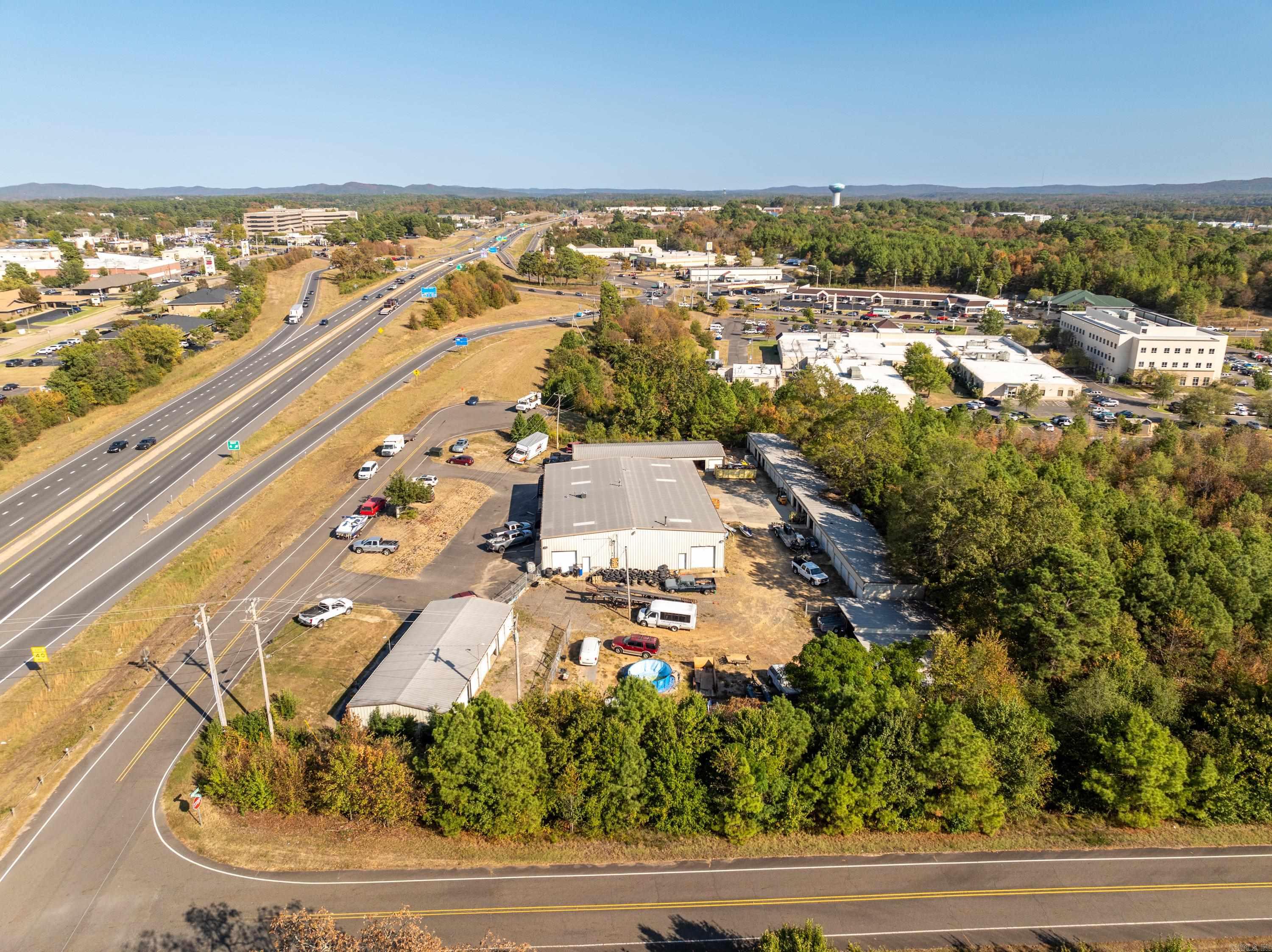 525 SECTION LINE Trail