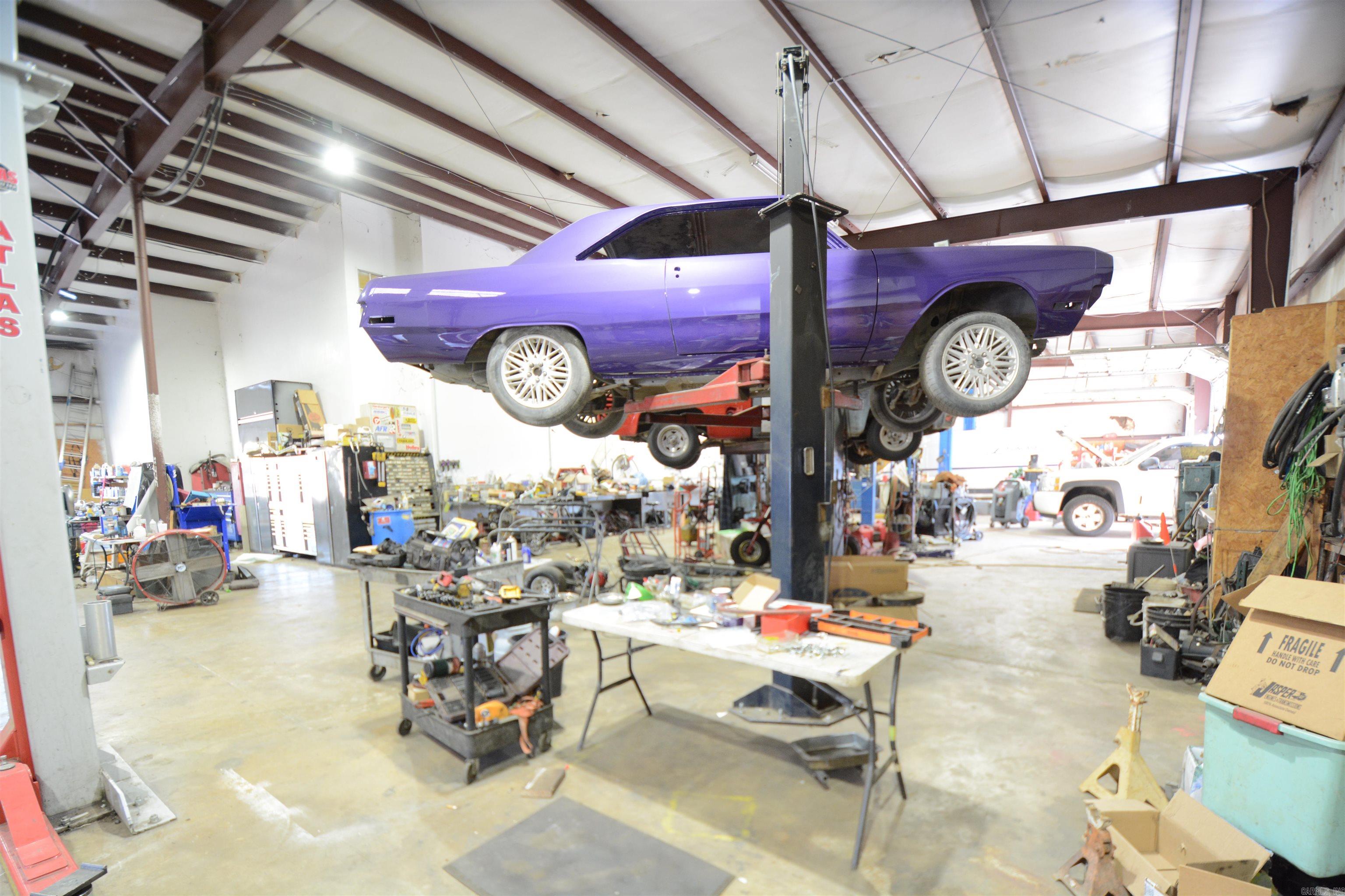 525 SECTION LINE Trail