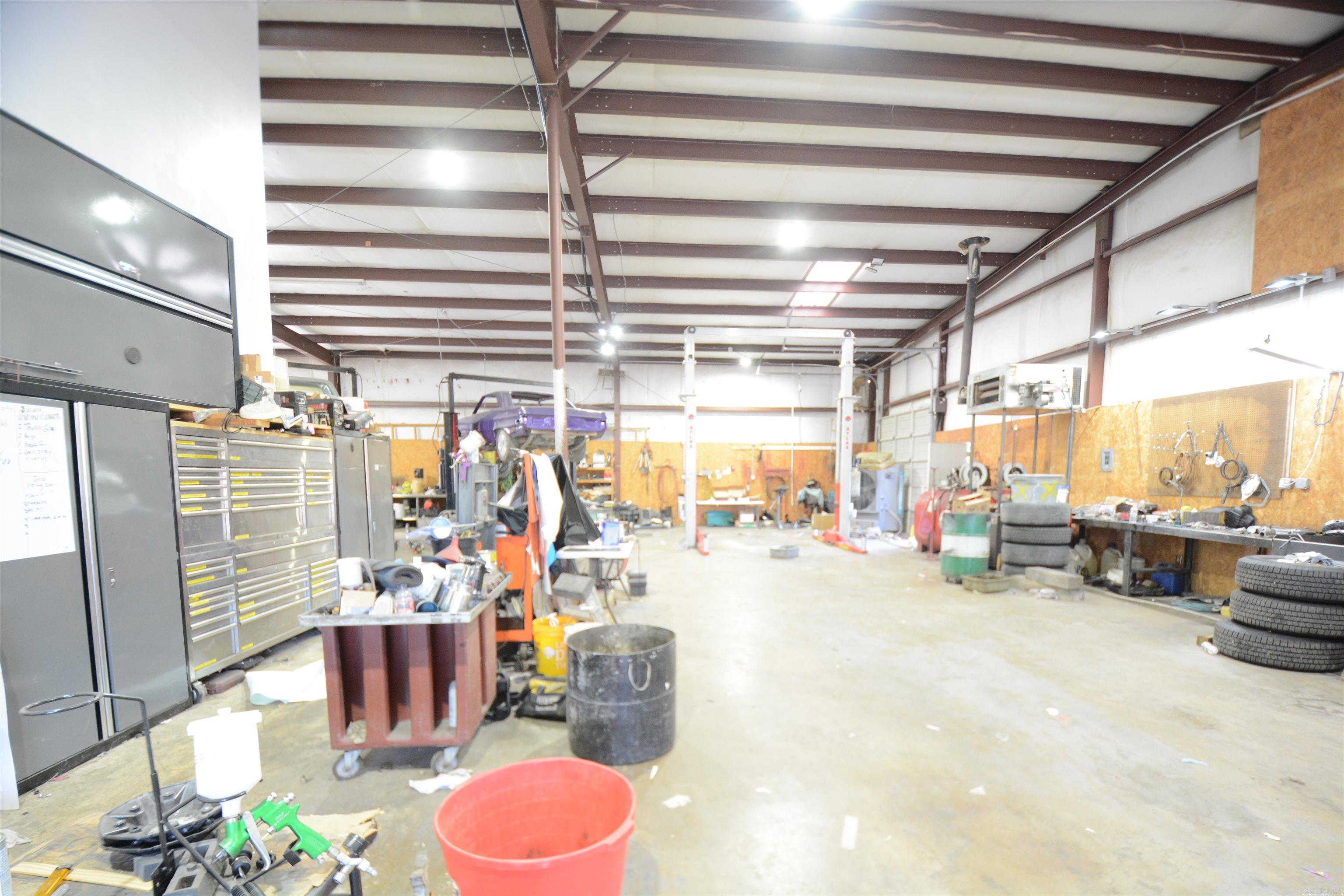 525 SECTION LINE Trail