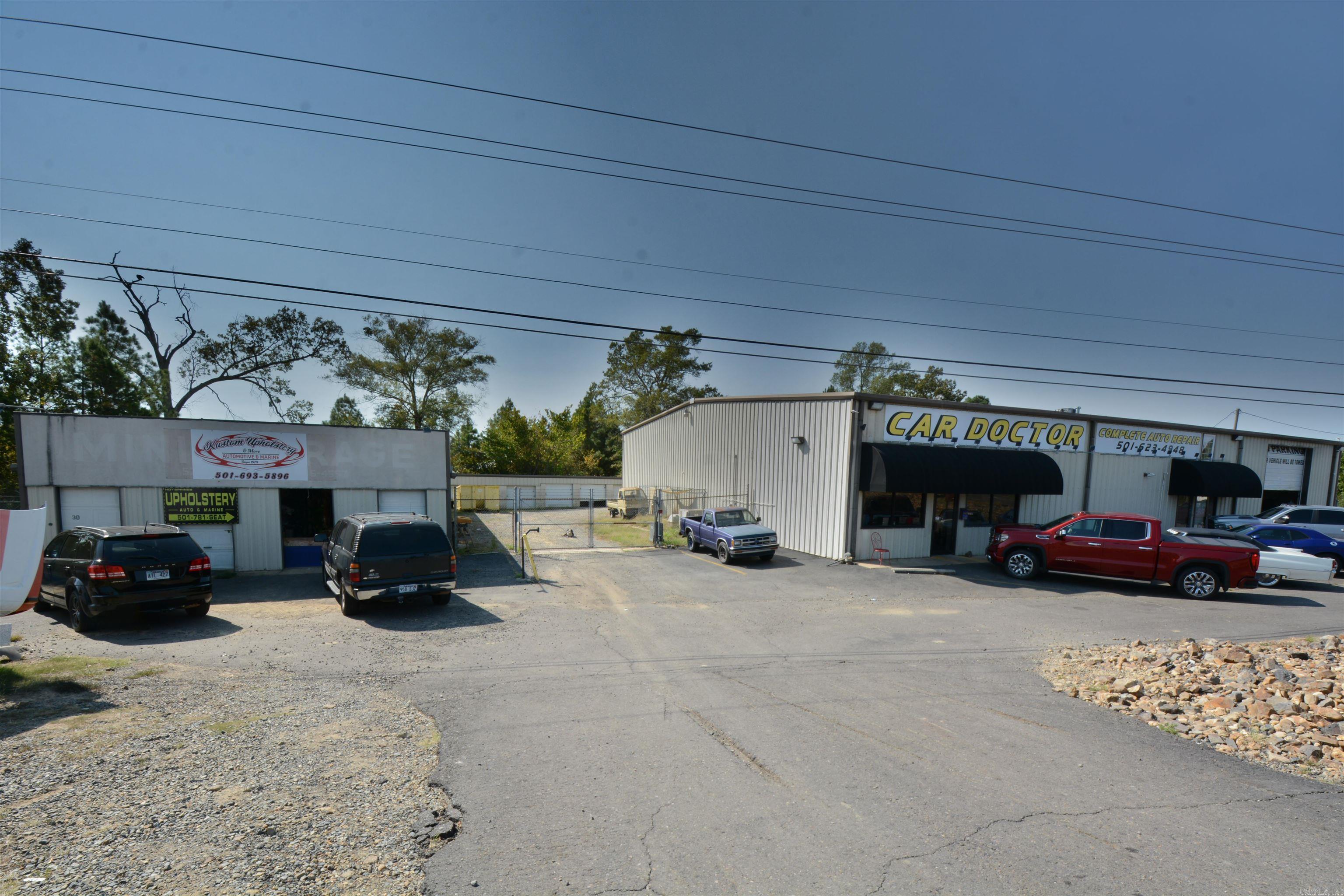 525 SECTION LINE Trail