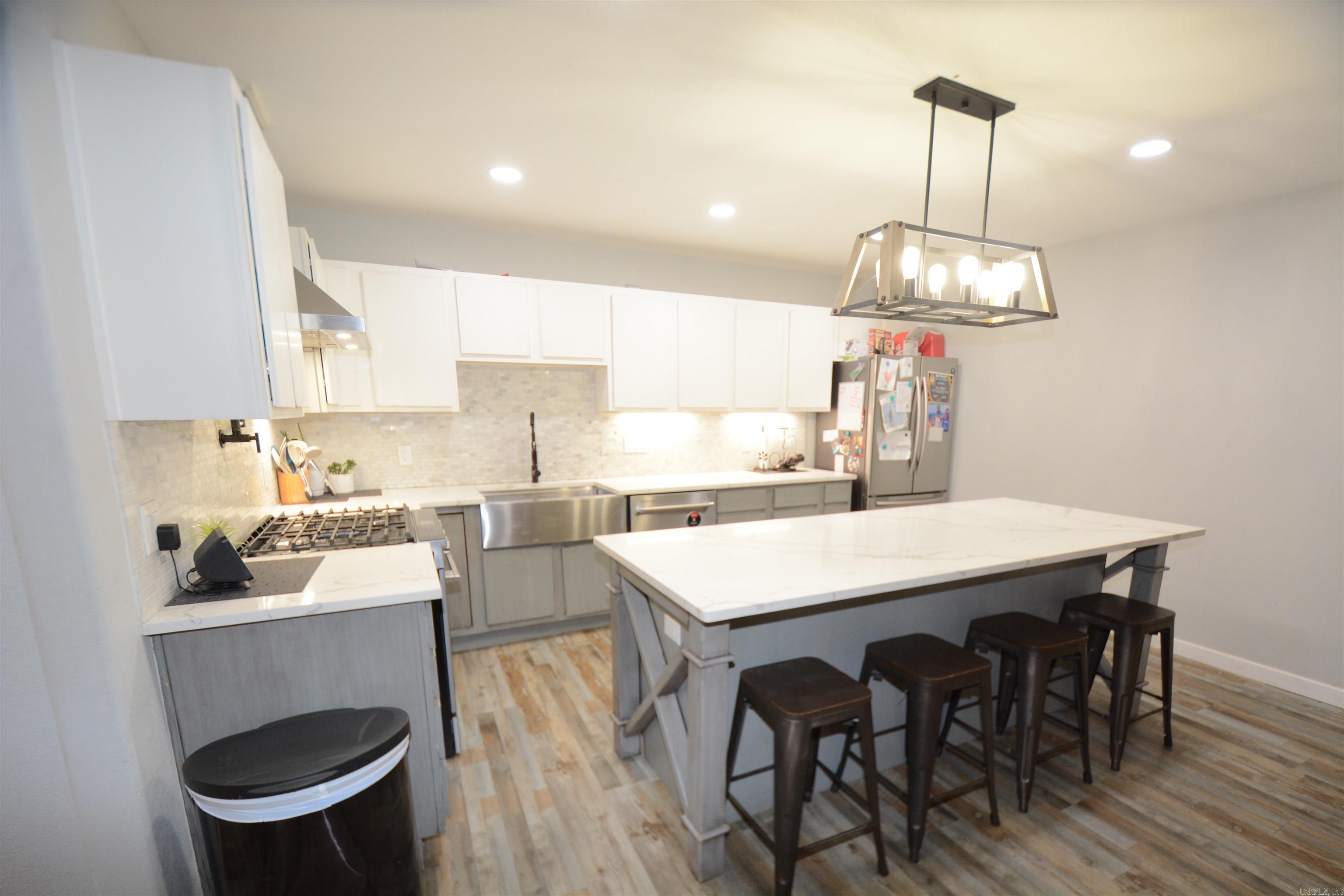 525 SECTION LINE Trail