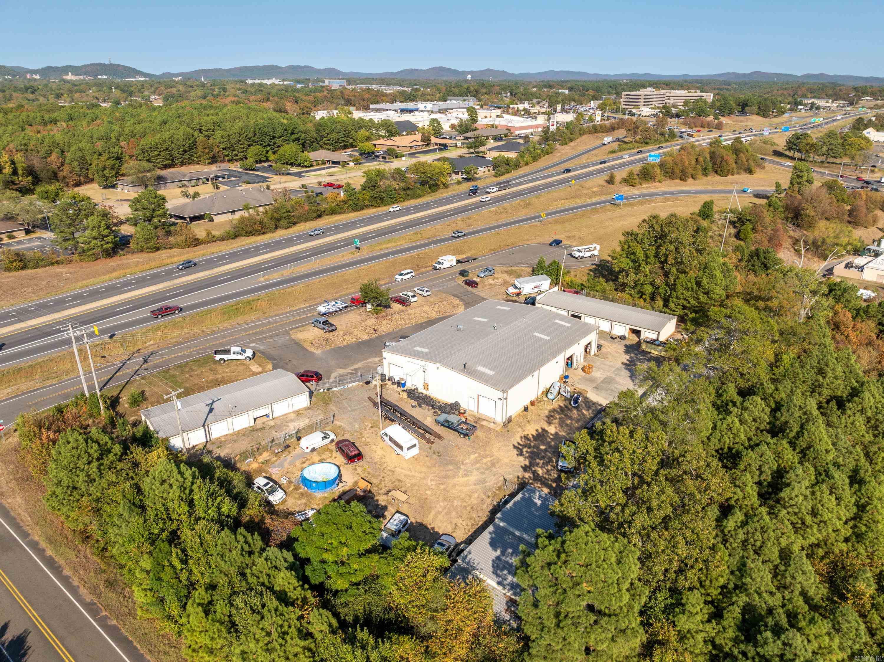 525 SECTION LINE Trail