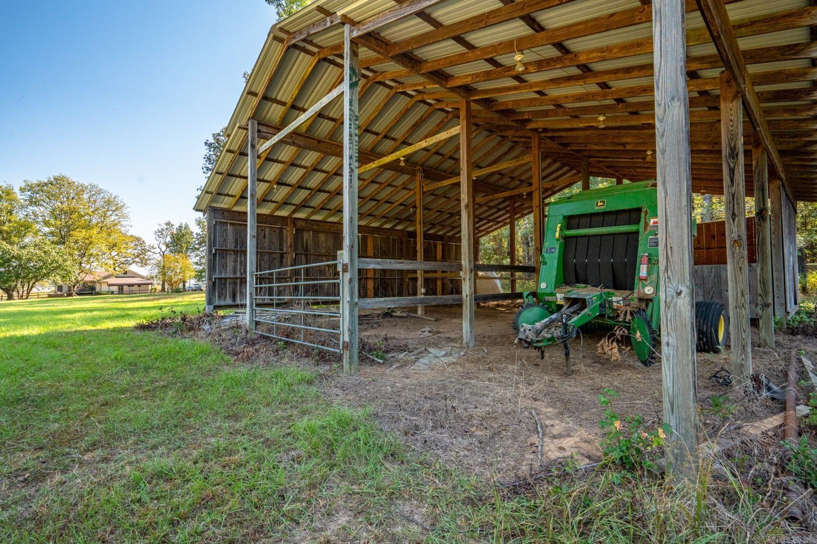 2751 Country Club Road