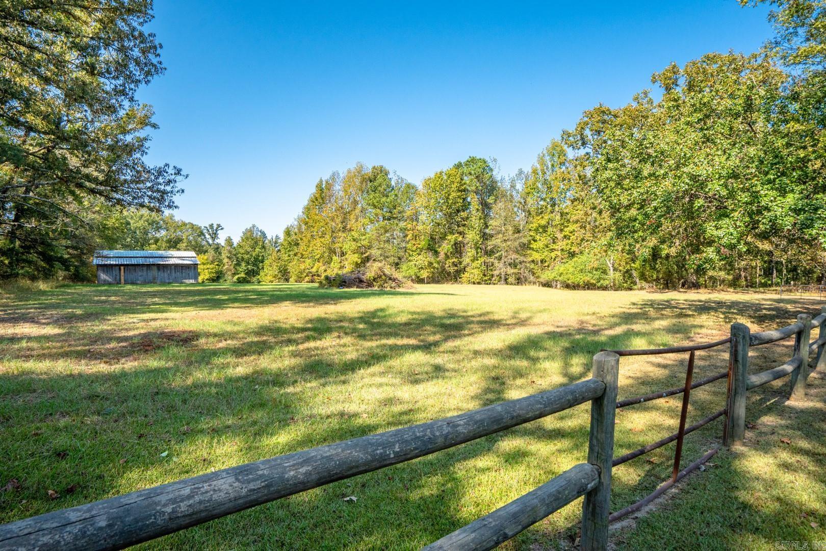 2751 Country Club Road