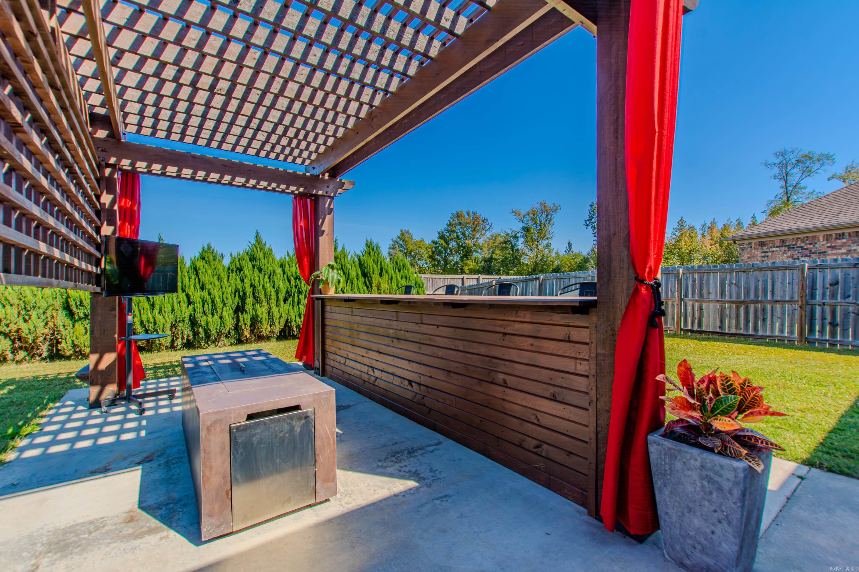 2386 Lakewood Circle