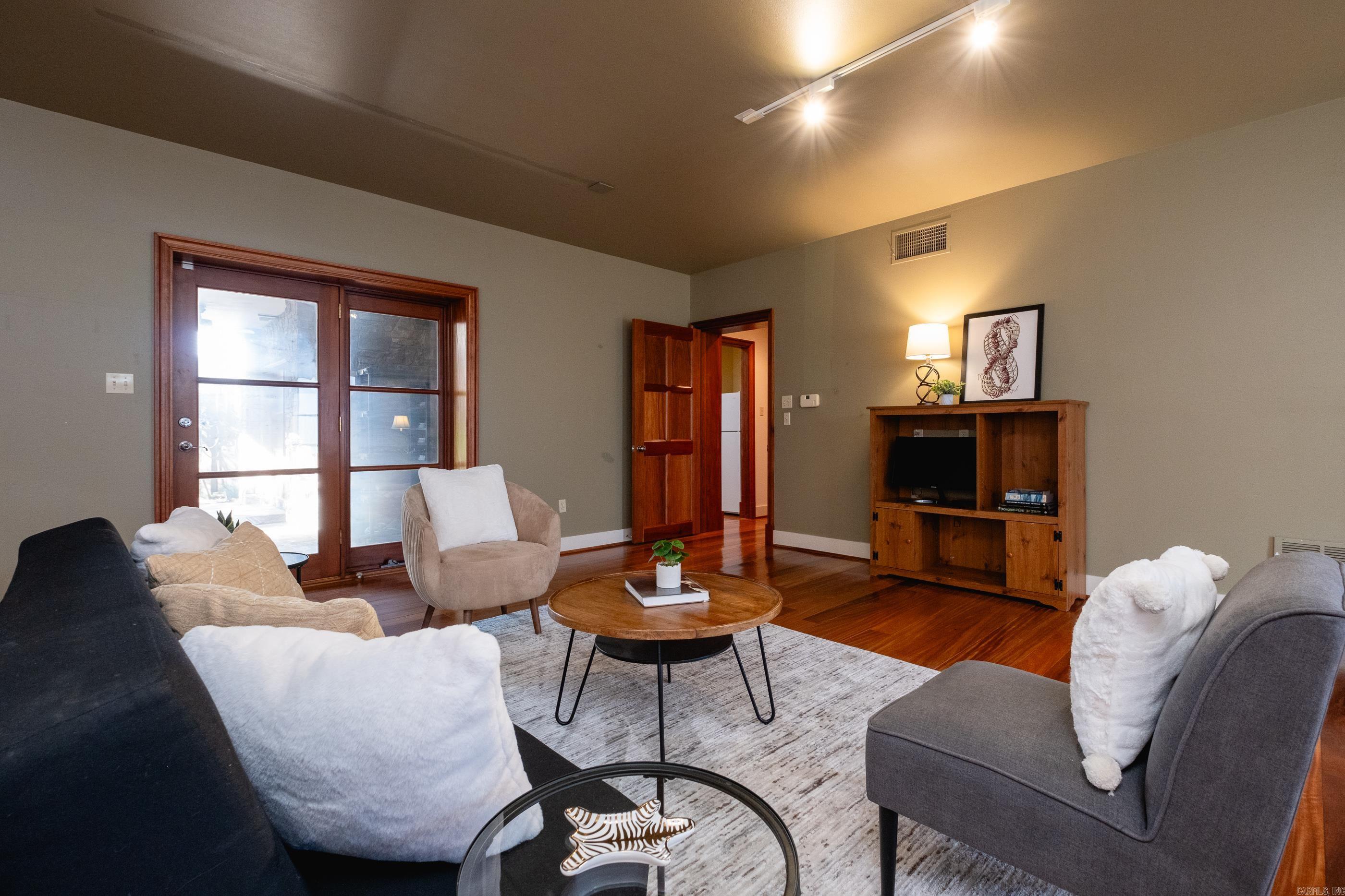 3118 Edgerstoune Lane