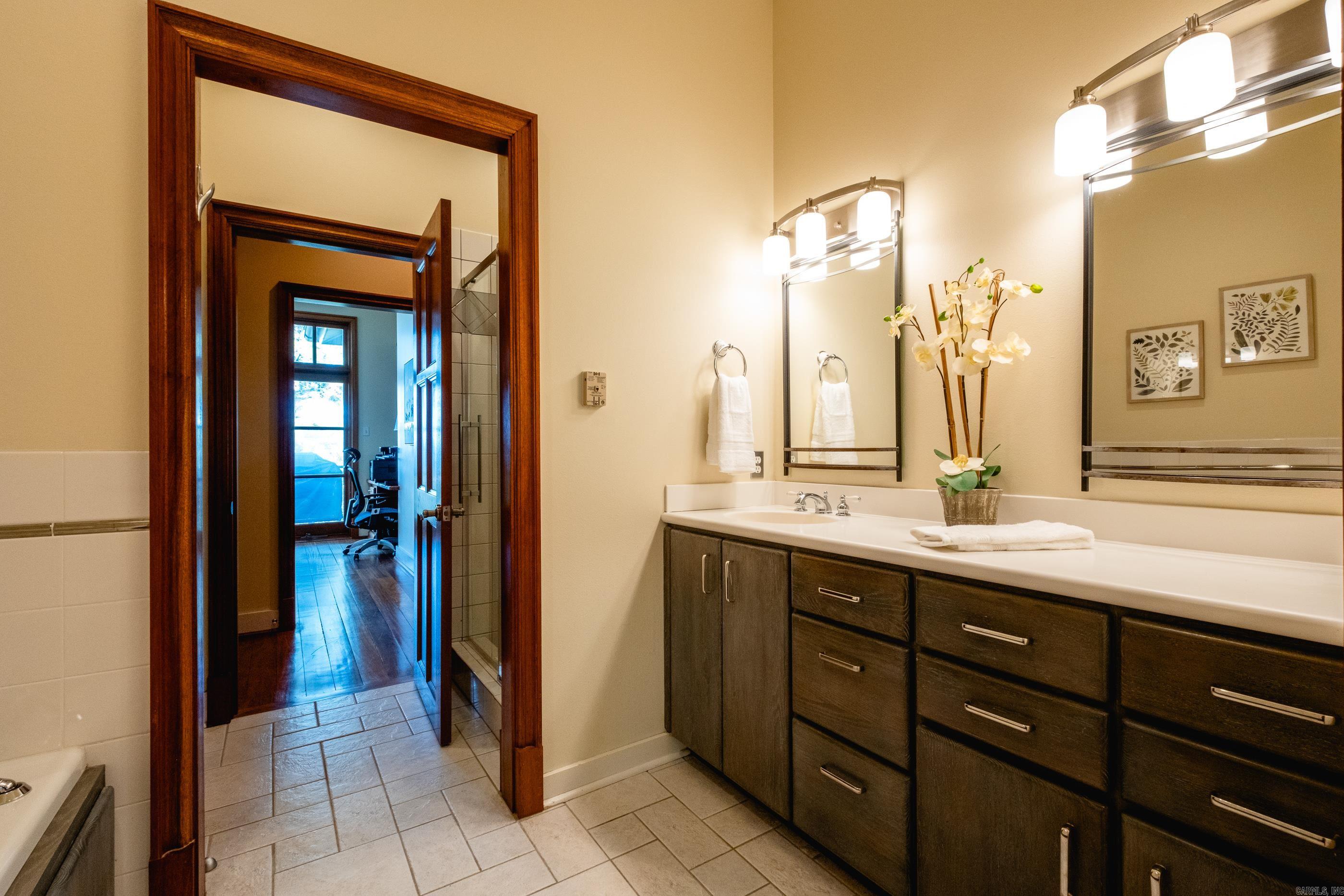 3118 Edgerstoune Lane