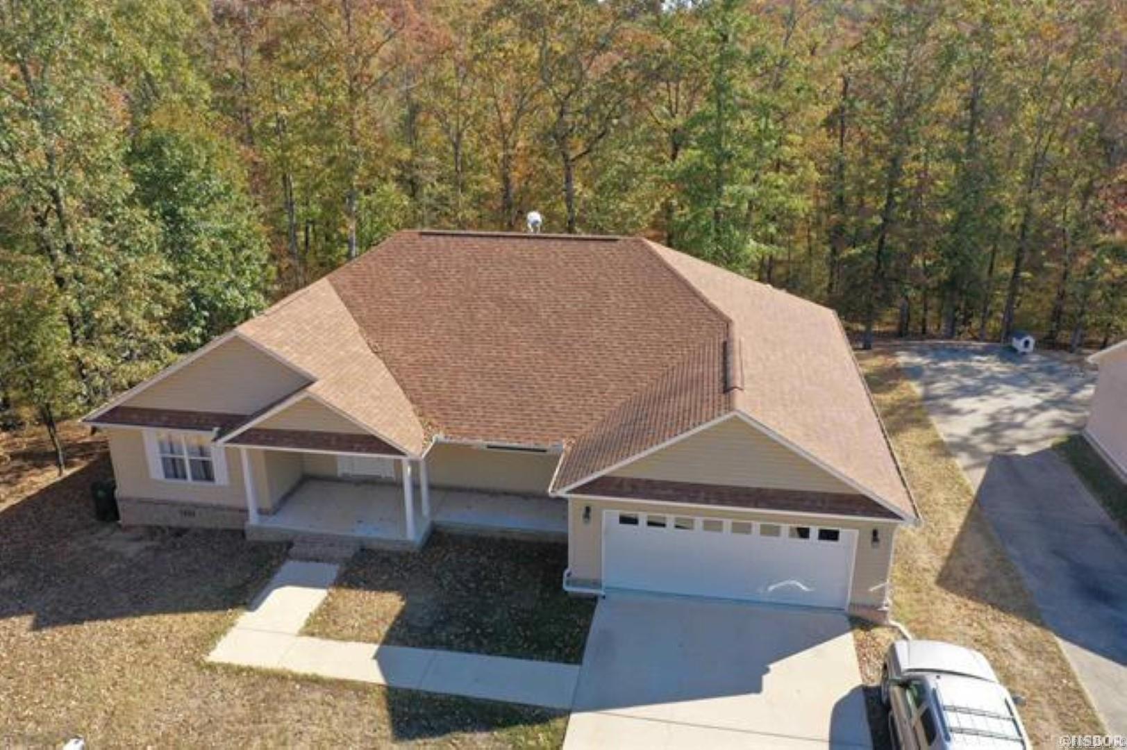 310 Diamondhead