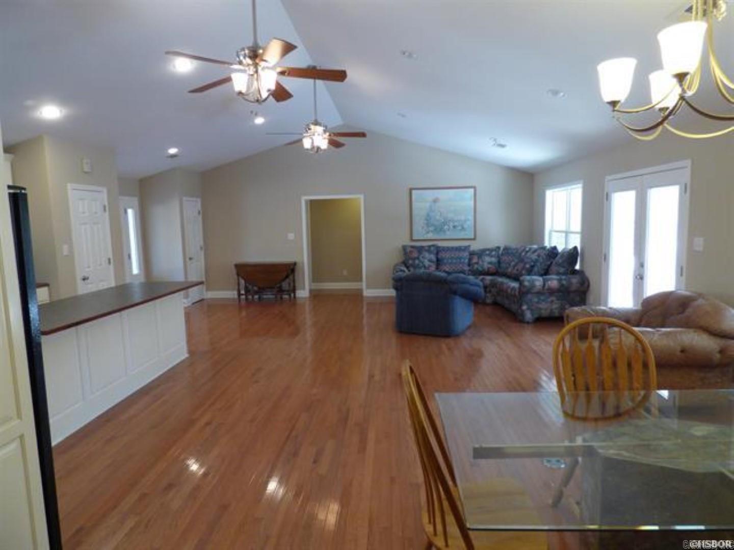310 Diamondhead