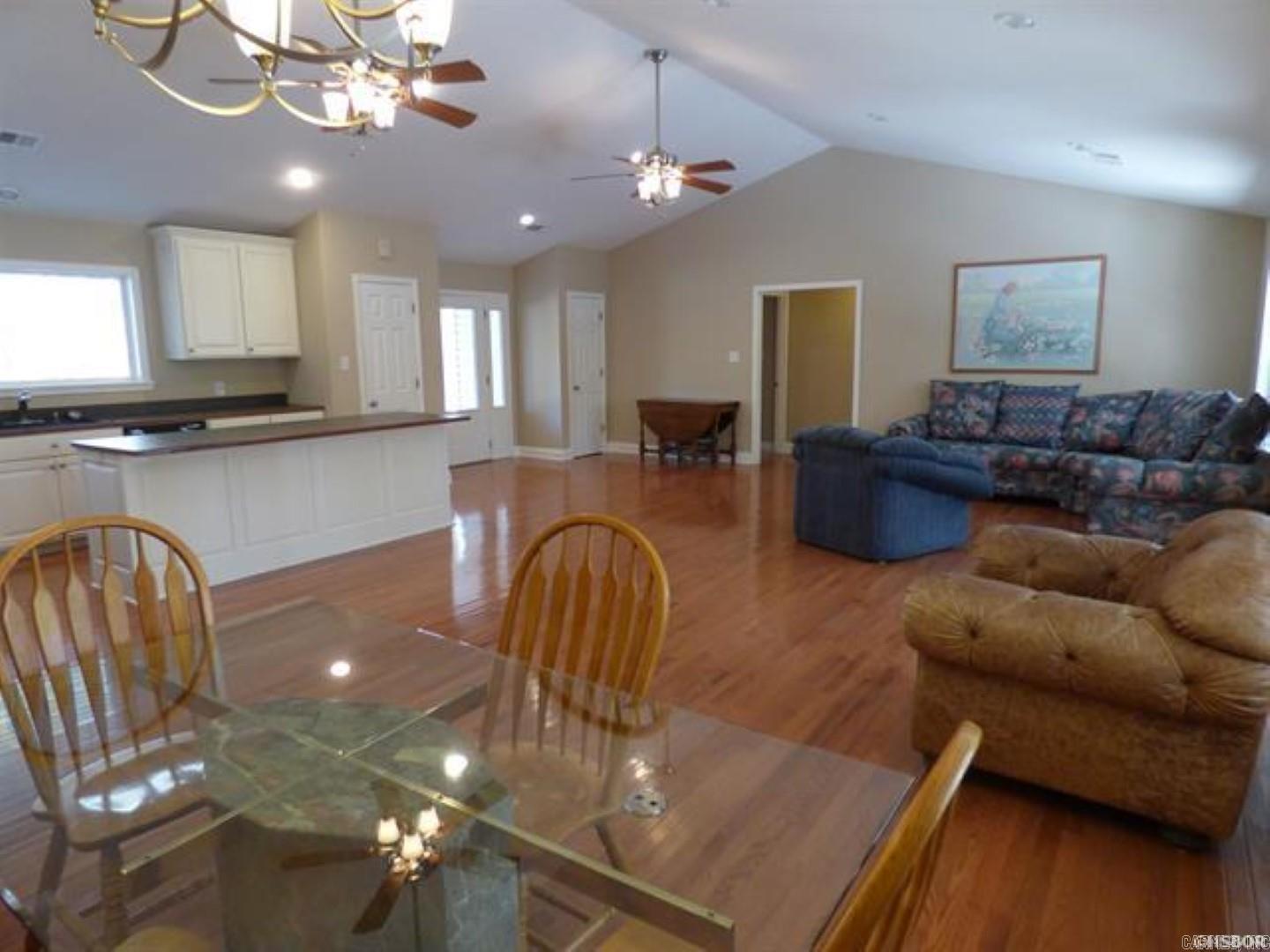 310 Diamondhead